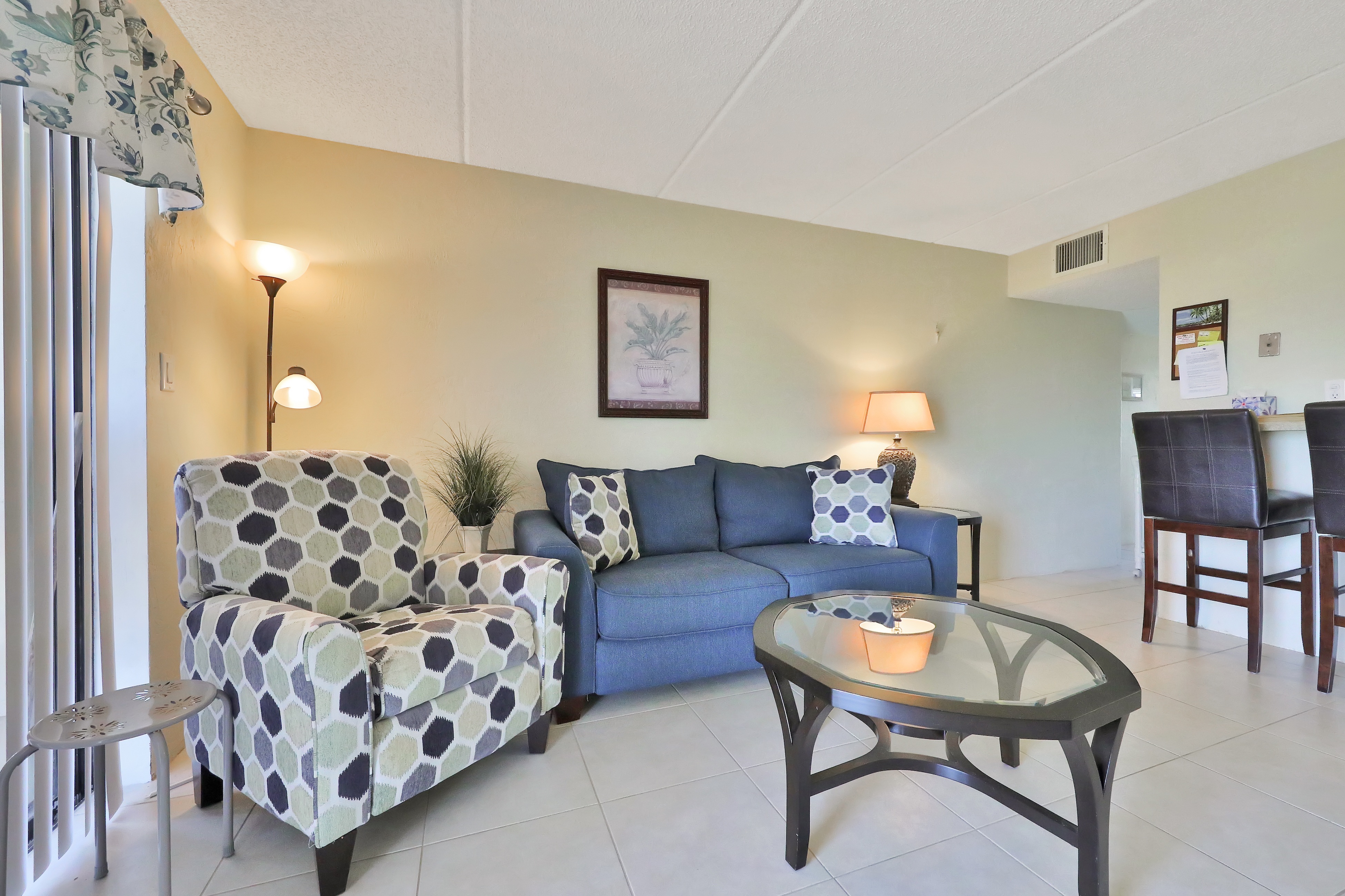 Oceanfront Condo w/ Pool, Views & Beach Access | 30-Day Stay