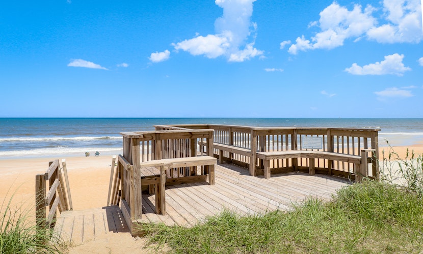 Oceanfront Condo w/ Pool, Views & Beach Access | 30-Day Stay