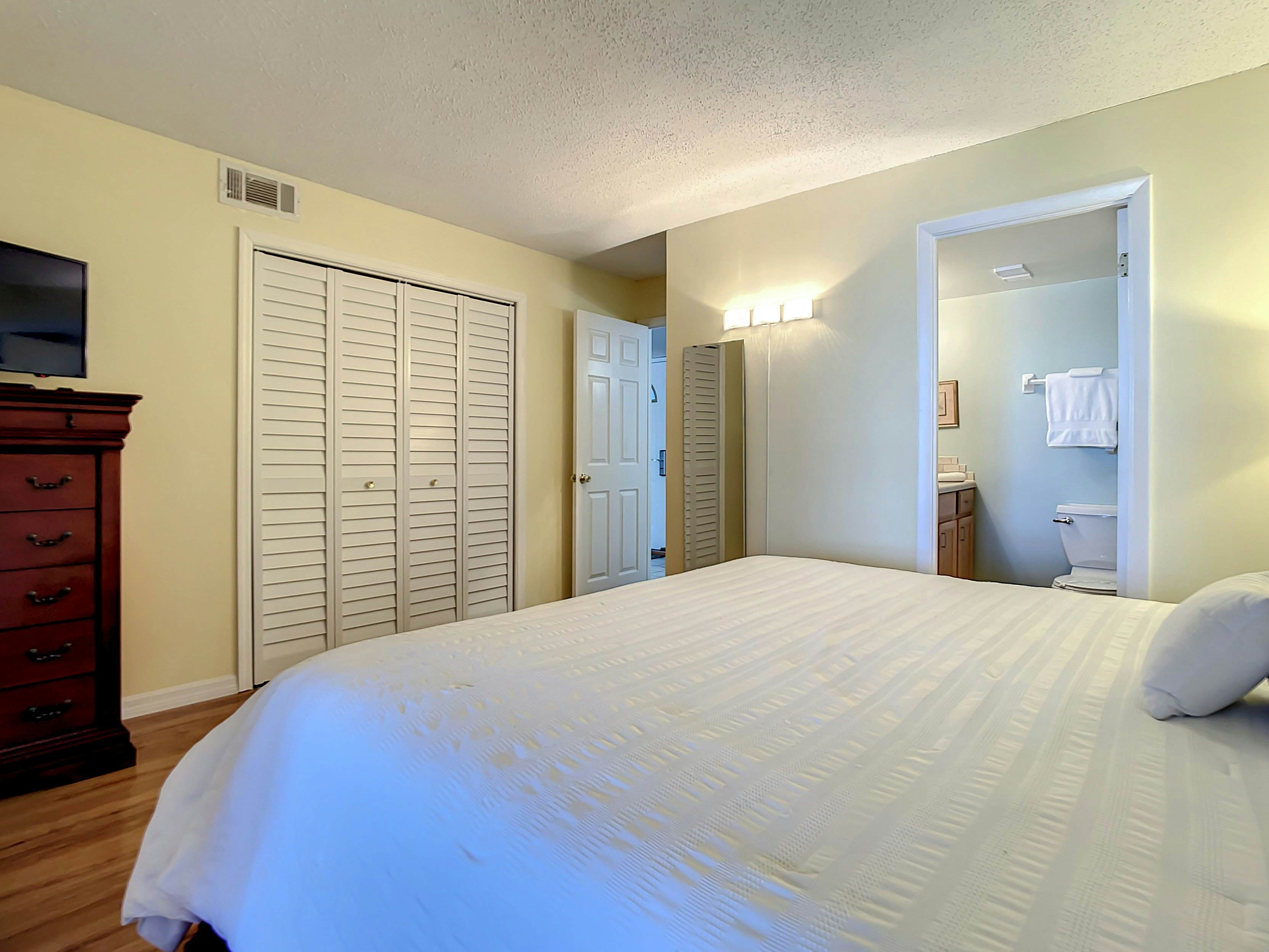 Smyrna Beach Club 307