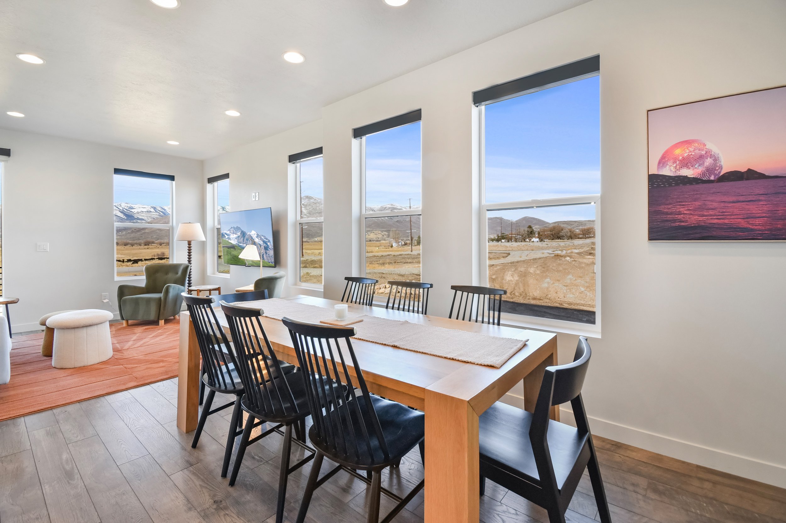 Light-Filled Nordic Retreat w/ Unobstructed Views