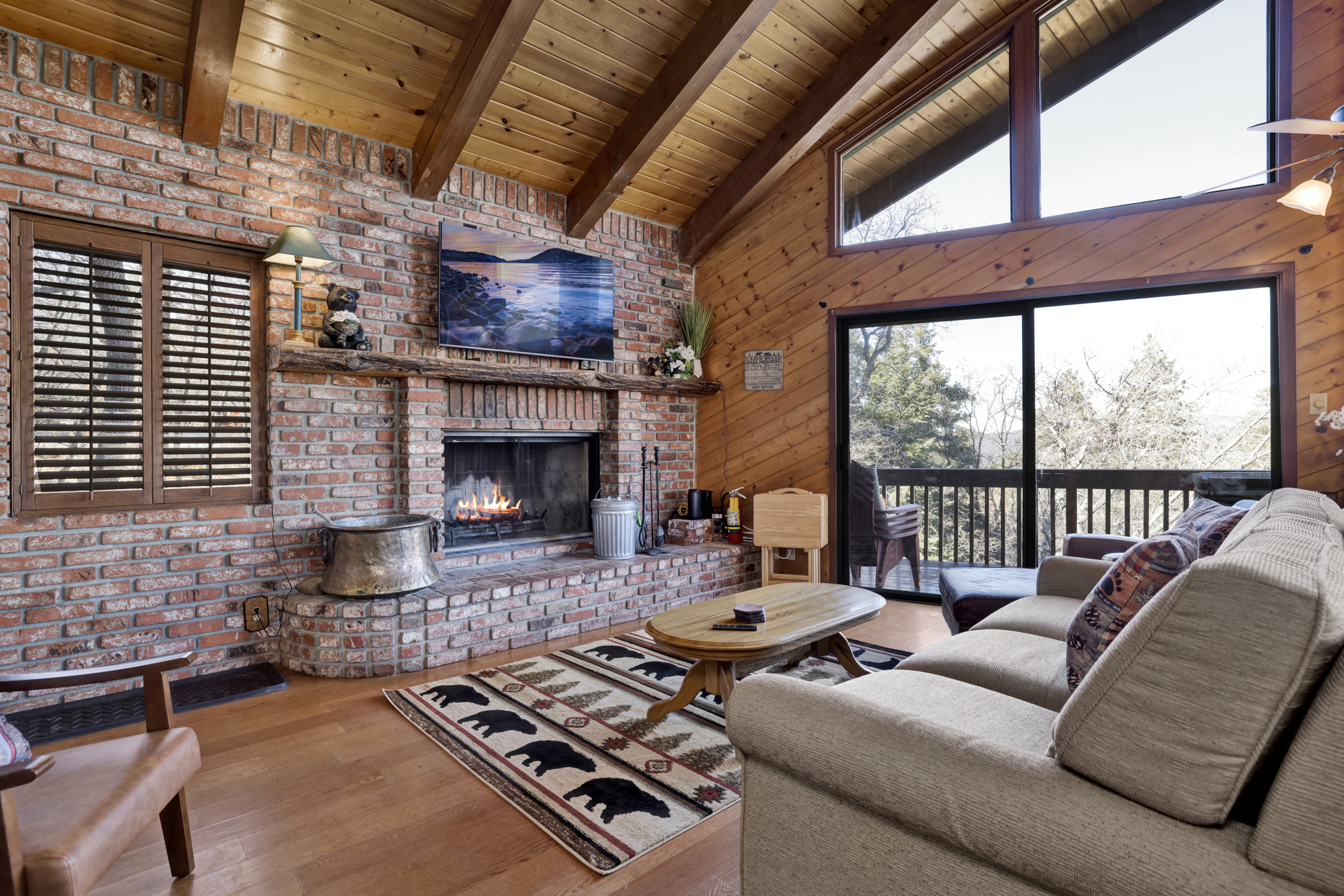 2600-The Tree Top Cabin