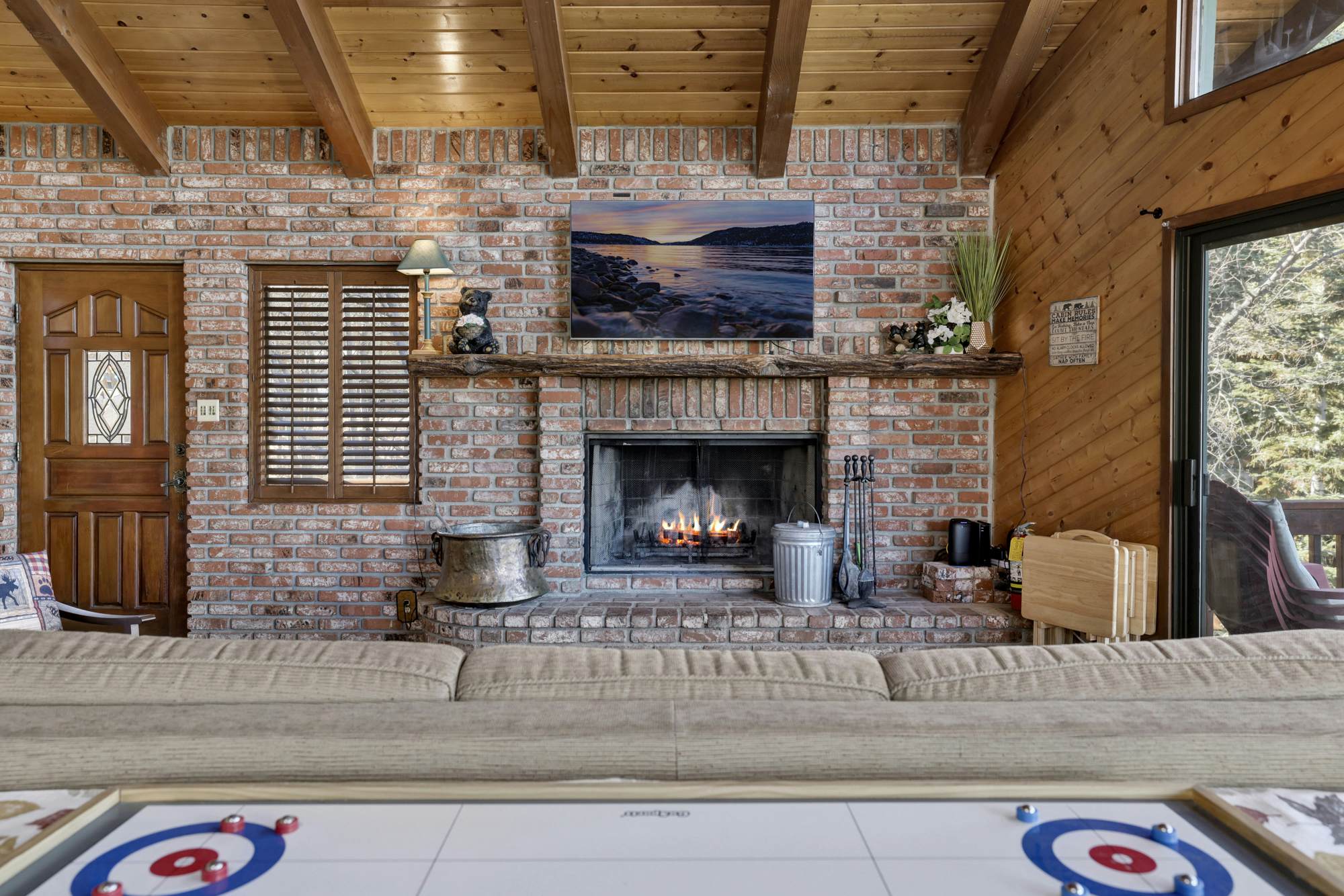 2600-The Tree Top Cabin