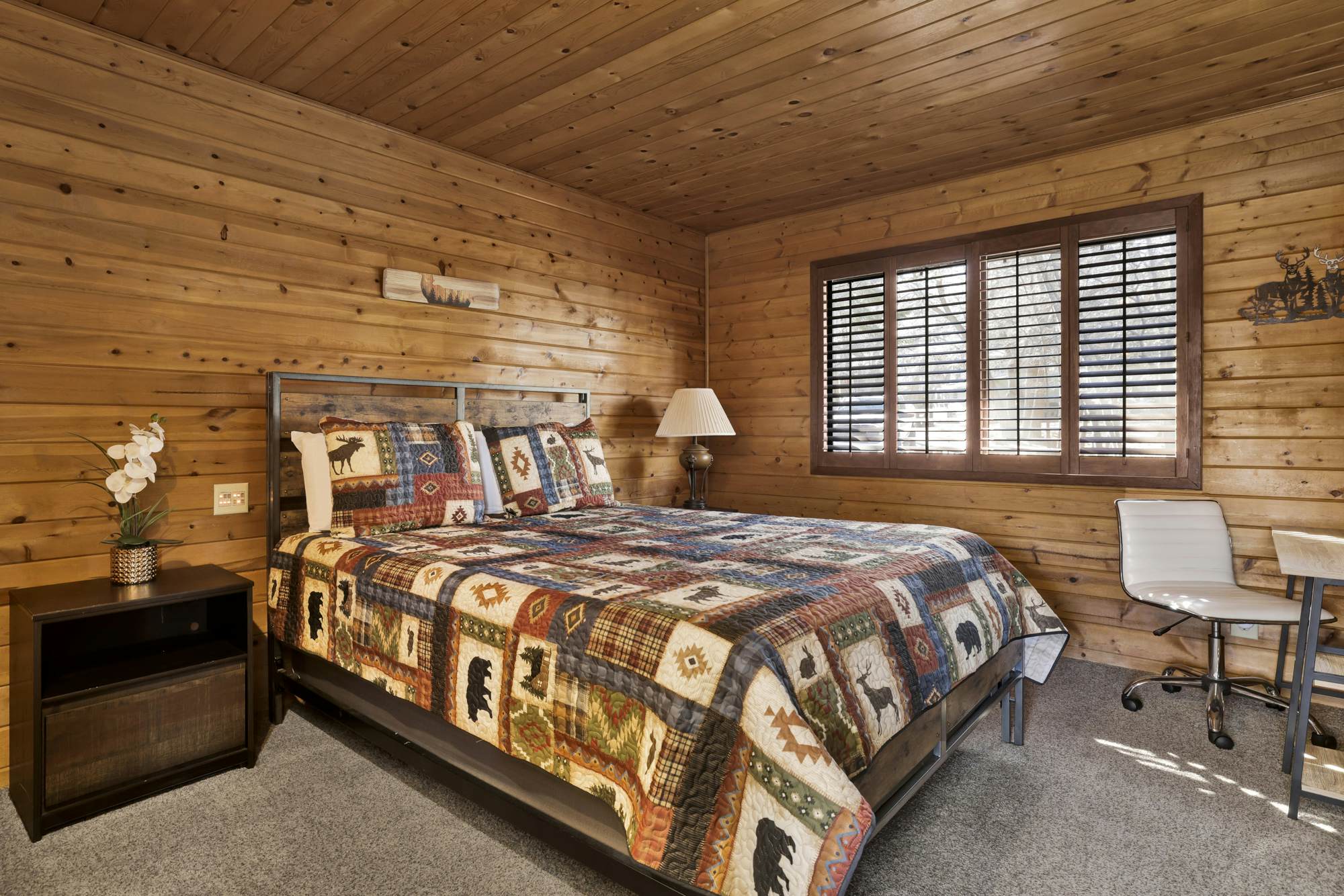 2600-The Tree Top Cabin