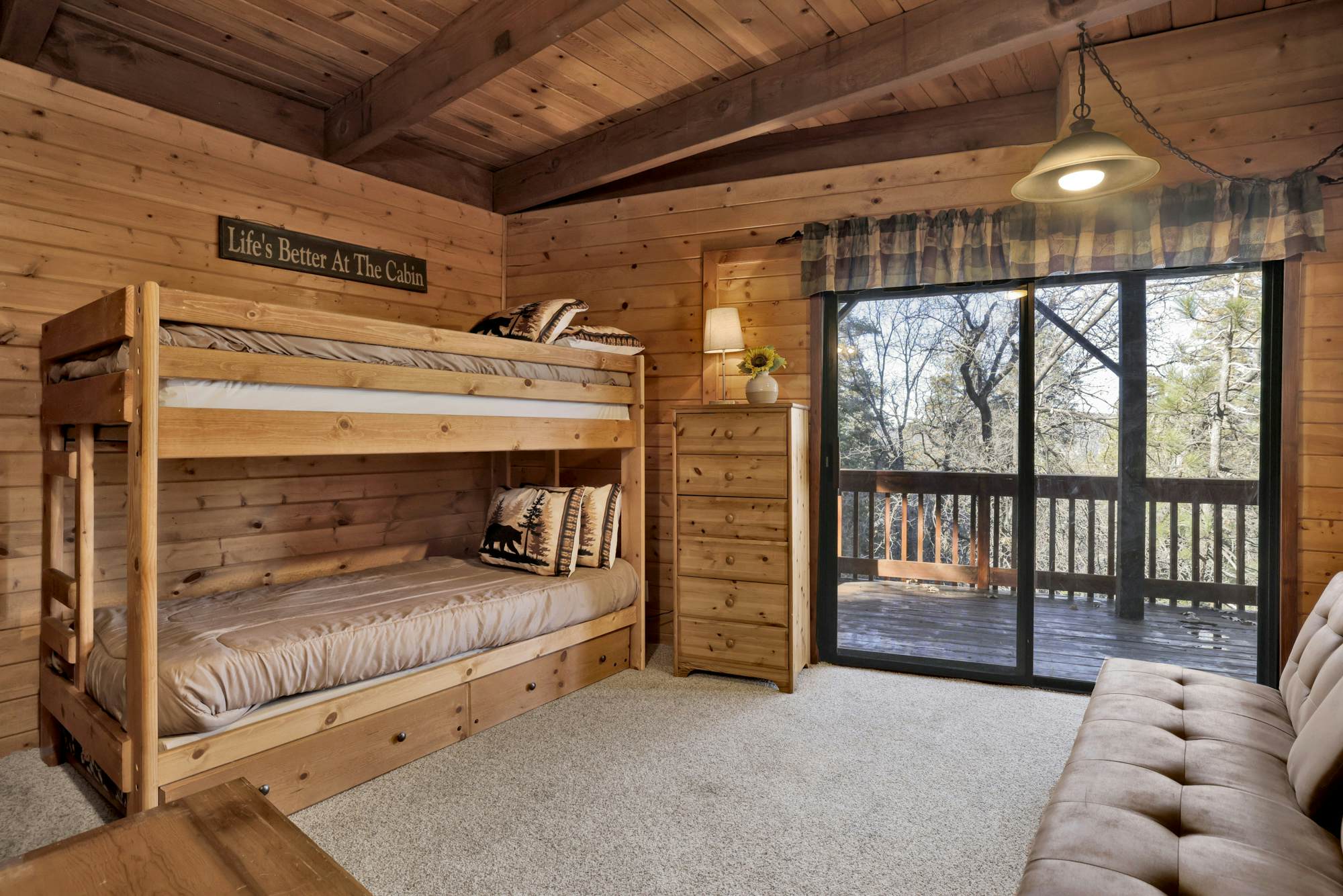 2600-The Tree Top Cabin