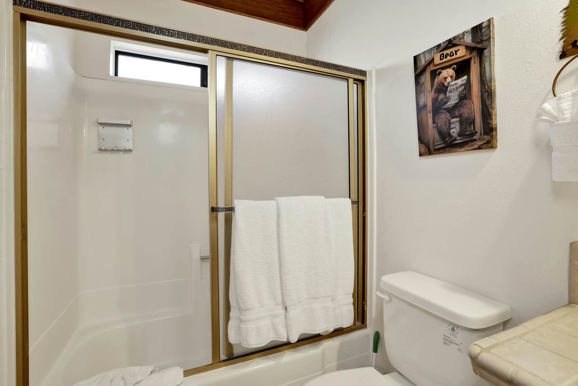 2600-The Tree Top Cabin