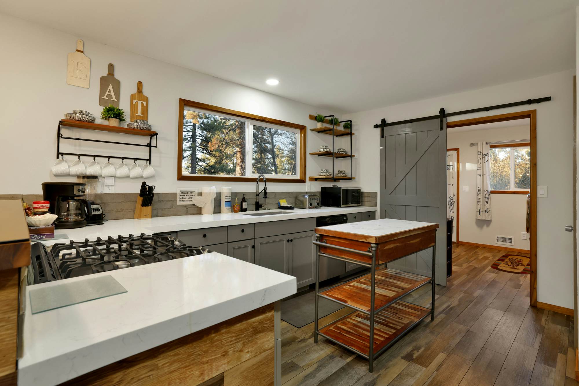 2607-The Highland Getaway