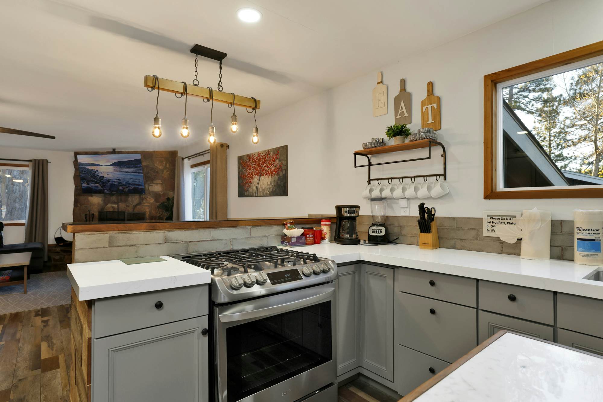 2607-The Highland Getaway