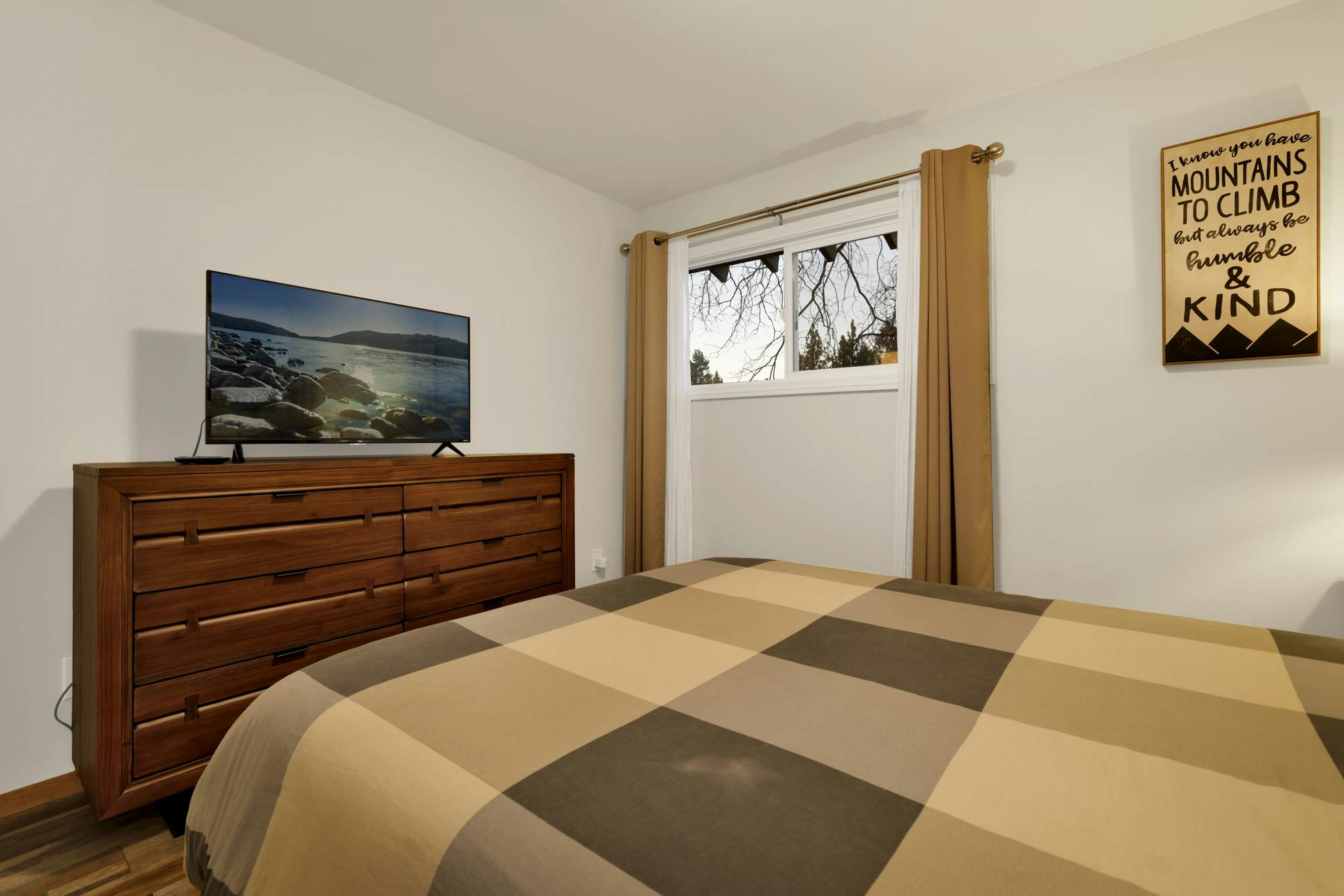 2607-The Highland Getaway