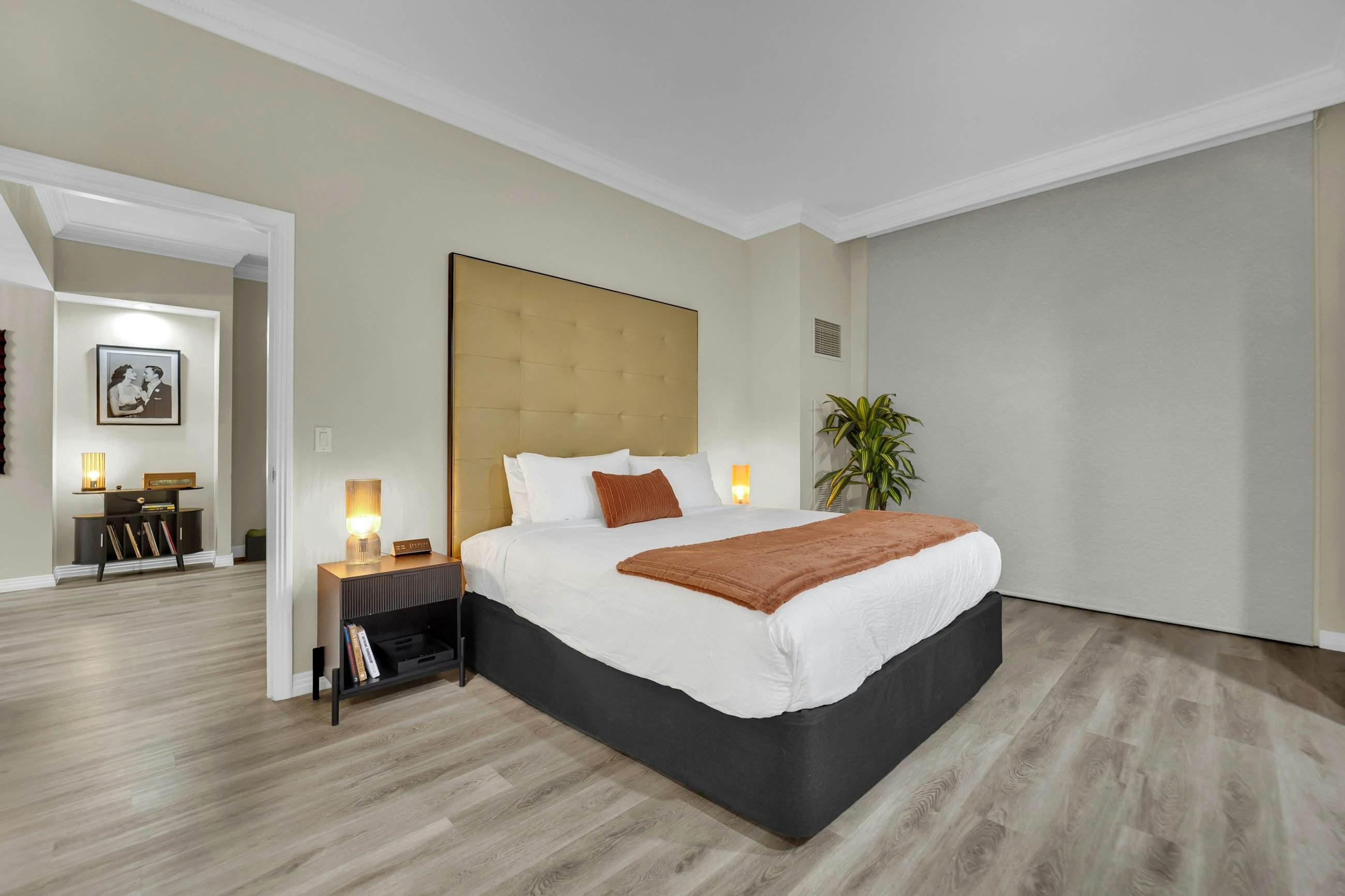 Vesna Luxe Penthouse Living at MGM Signature