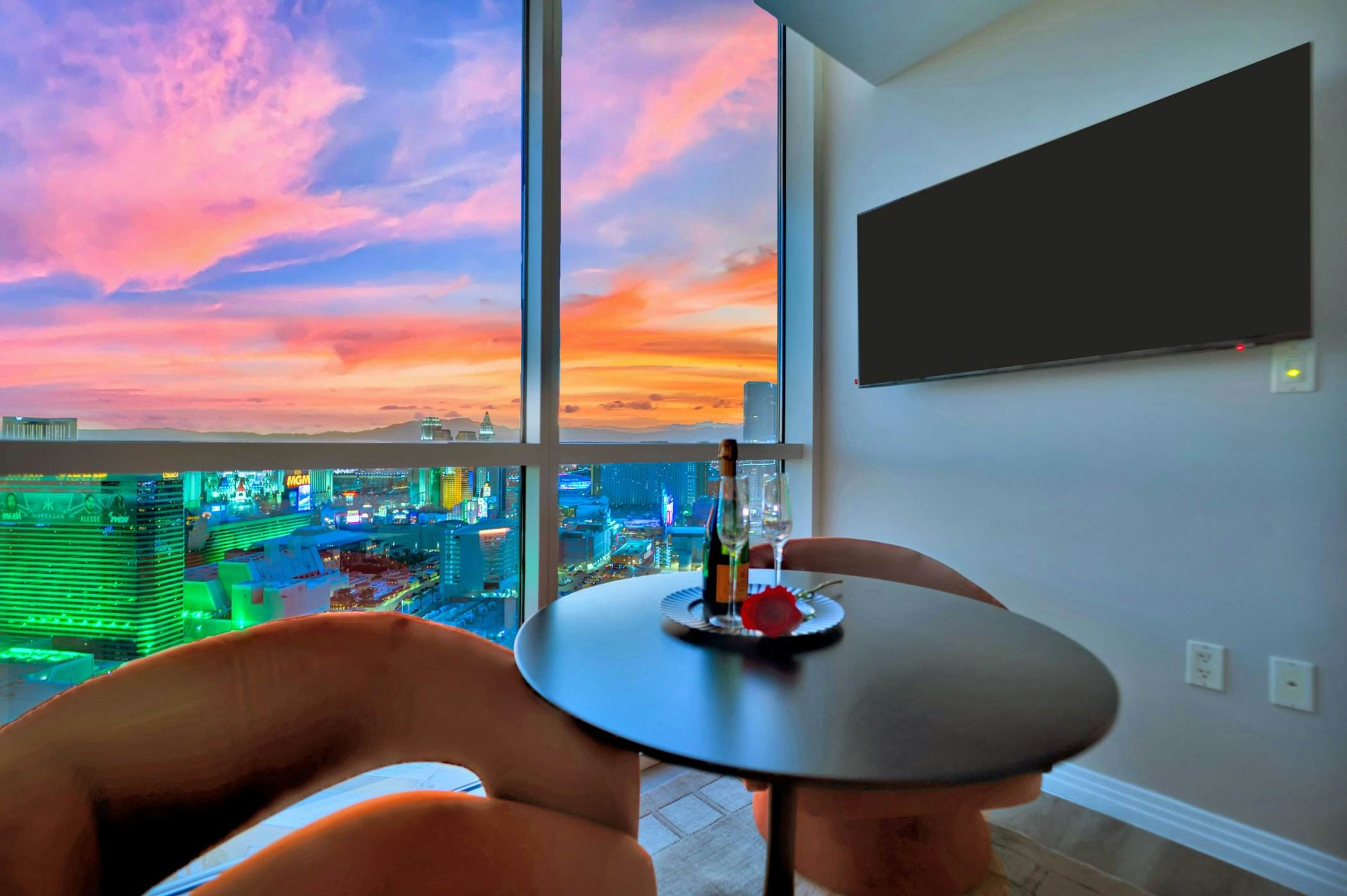 Vesna Luxe Penthouse Living at MGM Signature