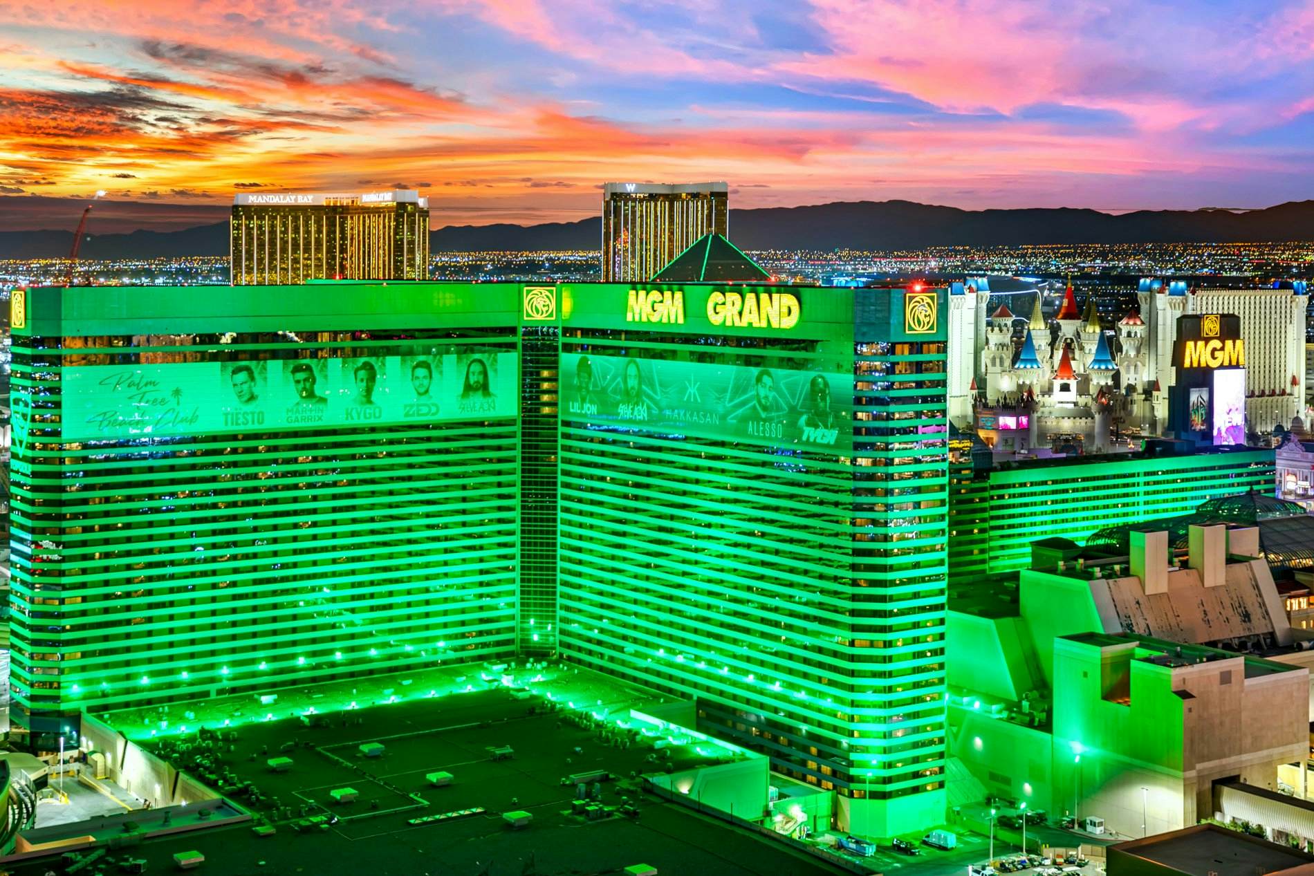 Vesna Luxe Penthouse Living at MGM Signature