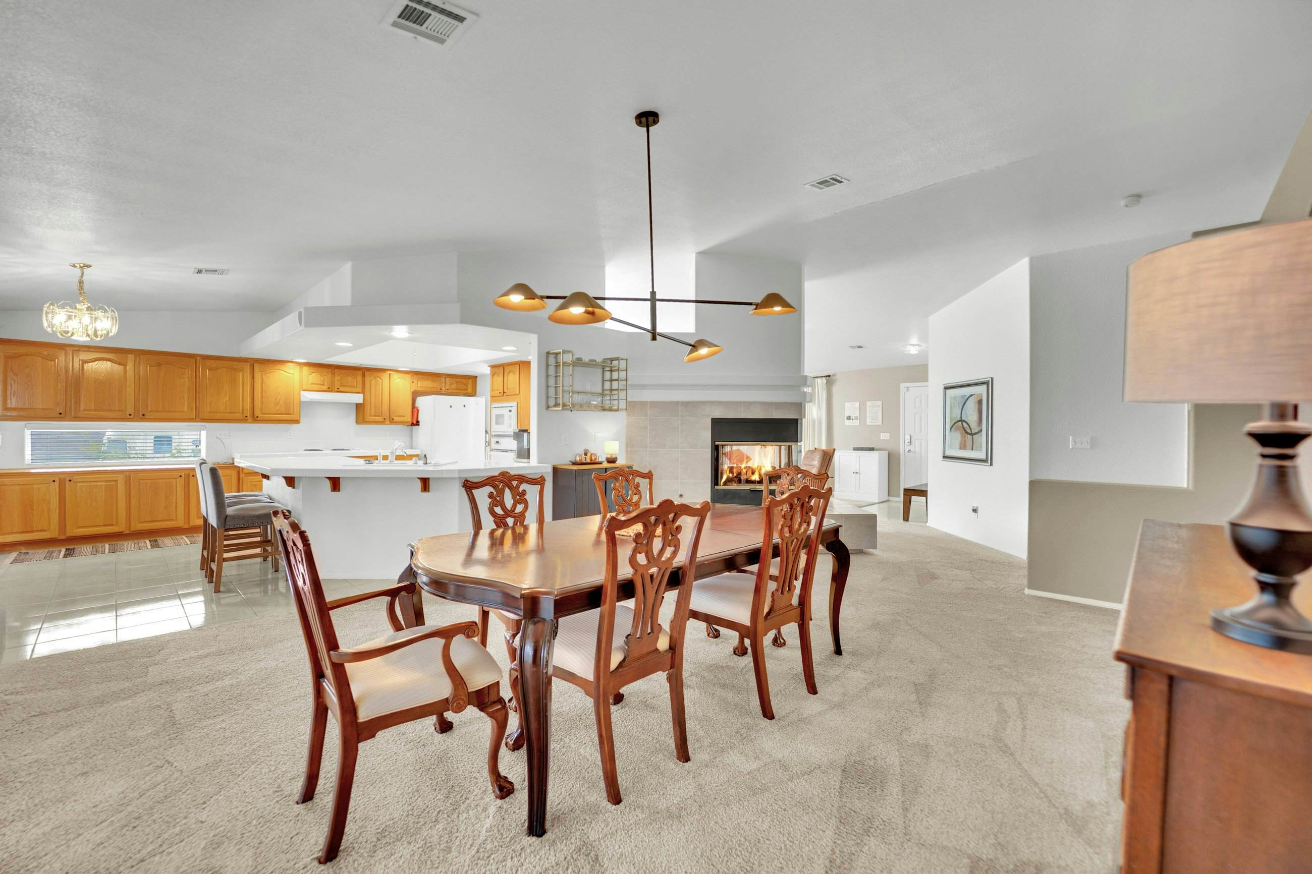 Hana - Your Southwest Las Vegas Retreat