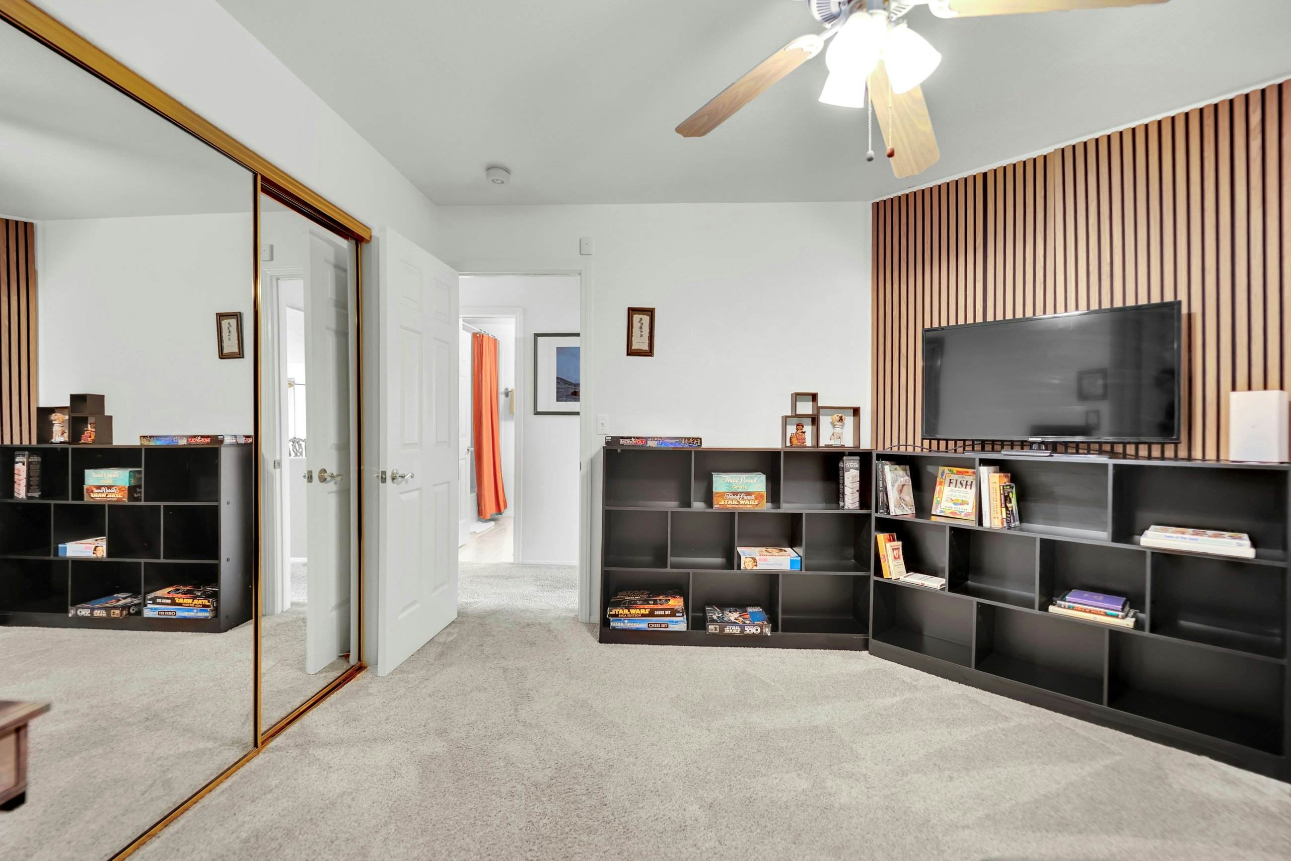 Hana - Your Southwest Las Vegas Retreat