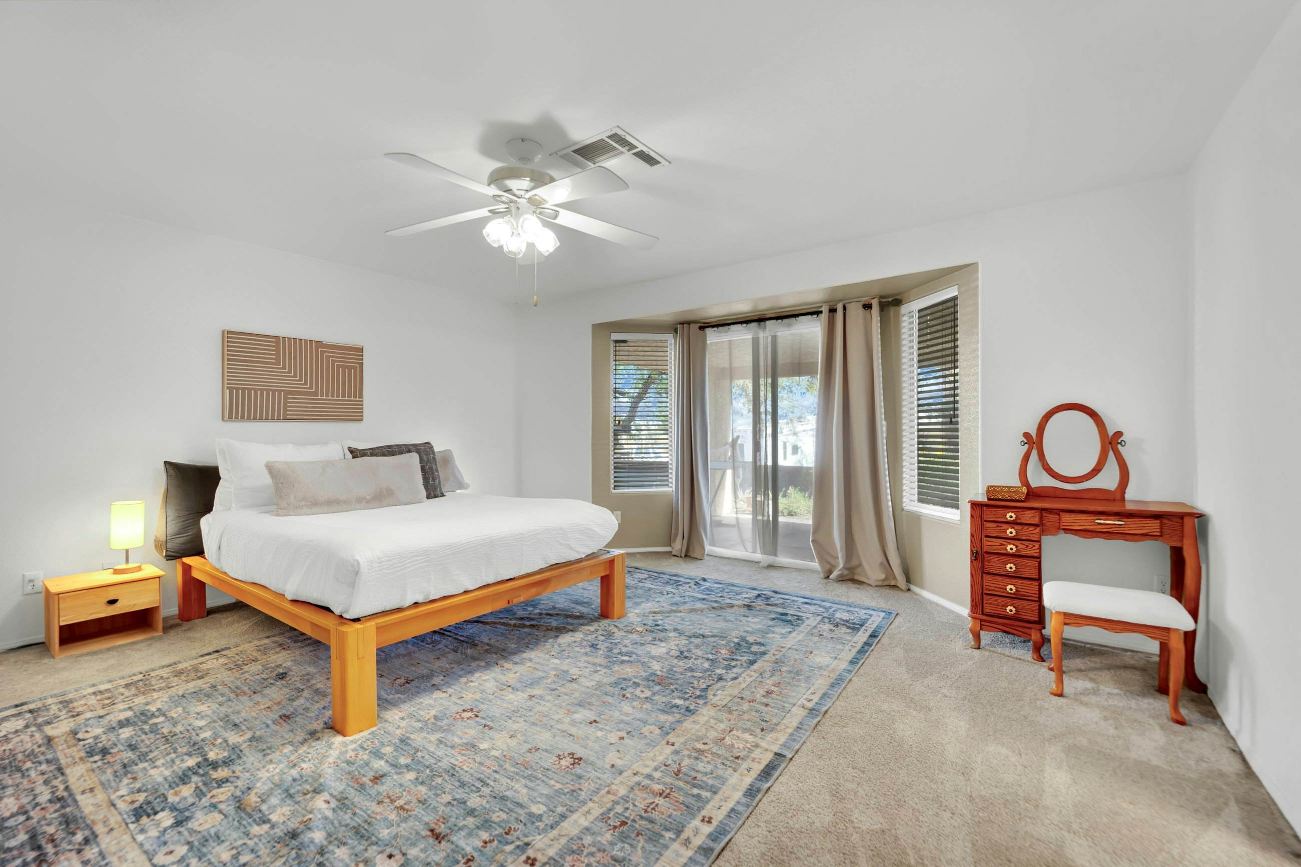 Hana - Your Southwest Las Vegas Retreat