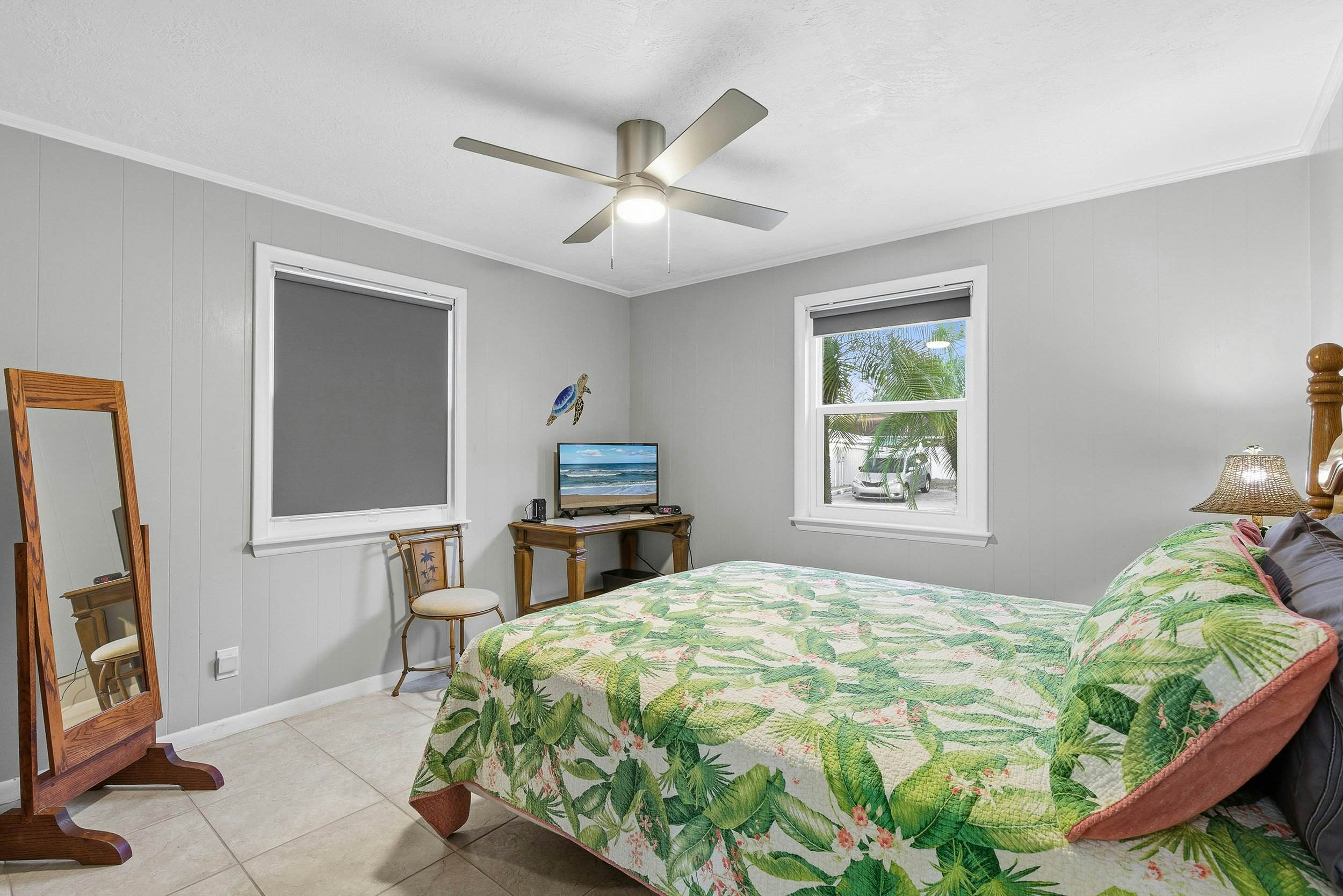 Sun and Fun - The Whole Shell