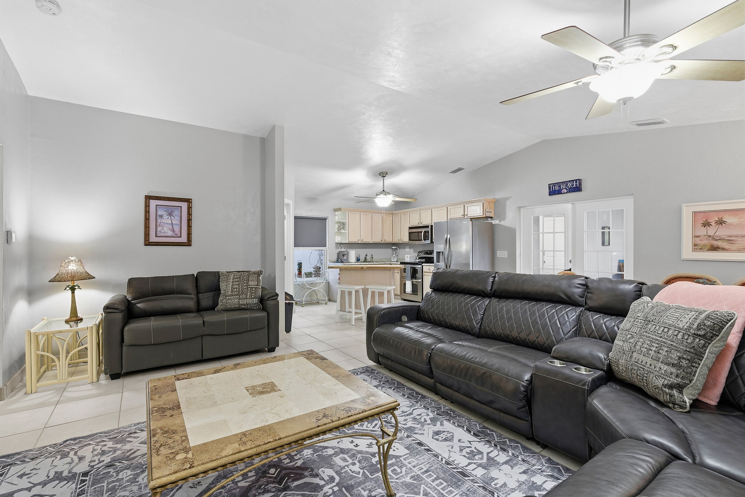 3BR Pet-Friendly Stay w/ Sofa Bed + Bunks + Queen Desk Bed