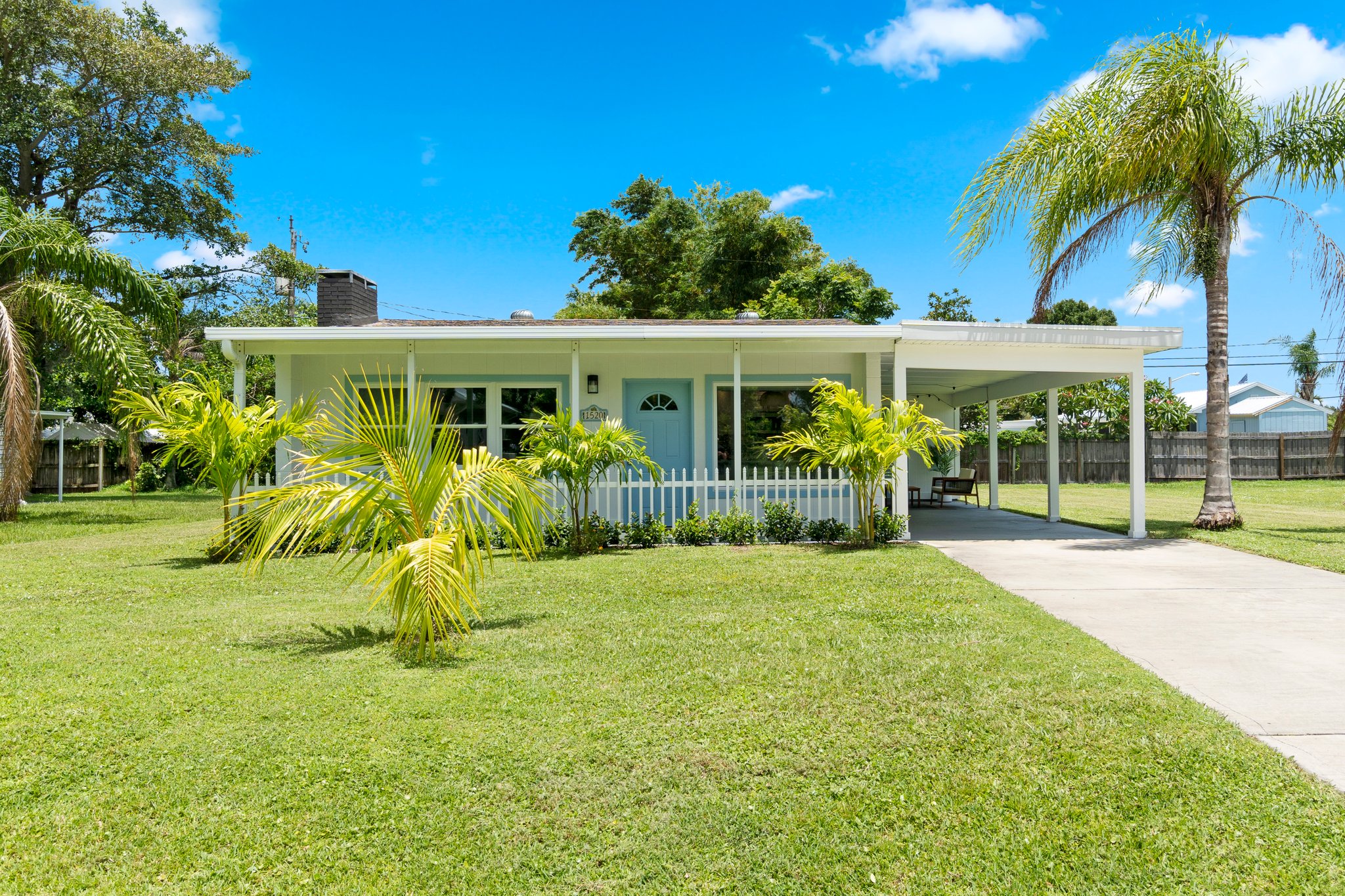 Location & Comfort- Coastal Meets Contemporary