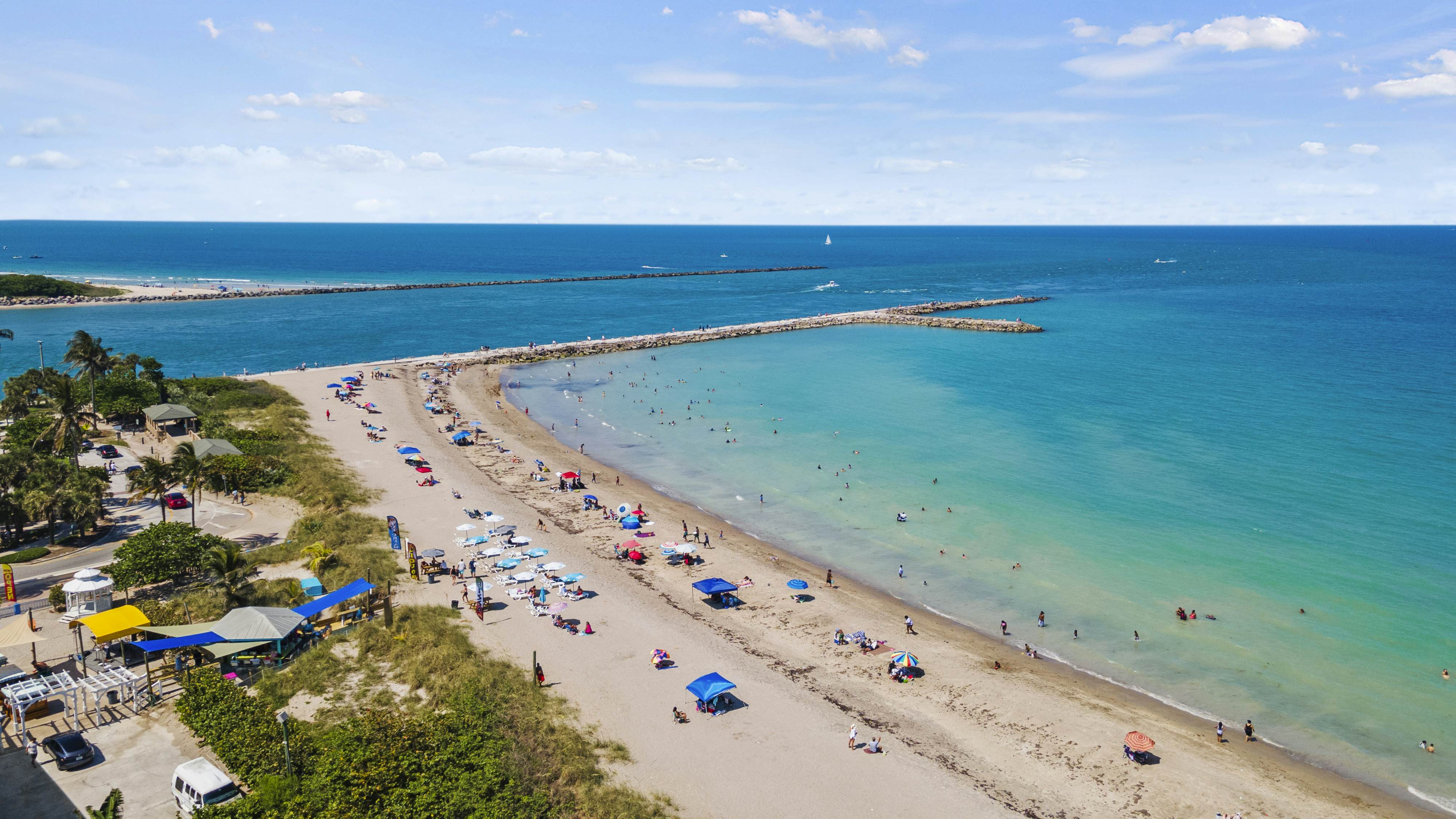 Oceanfront Inn Room #22- Ocean View Balcony, 2 Full Beds