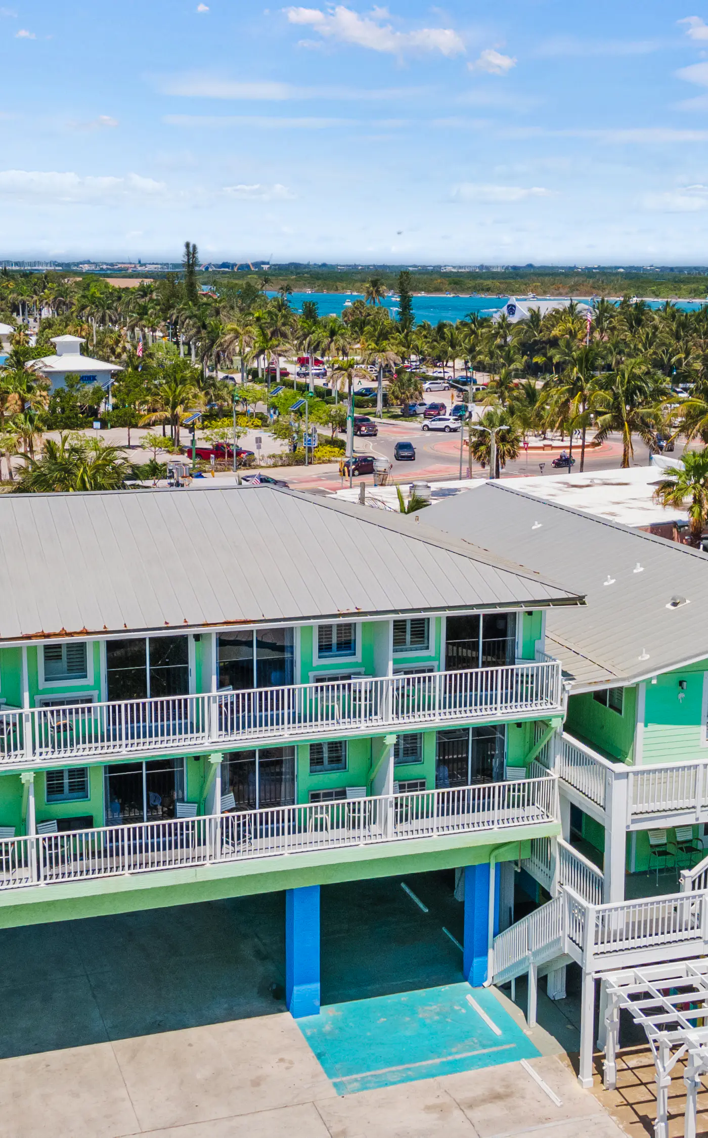 Oceanfront Inn Room #19- Ocean View Balcony, King Bed