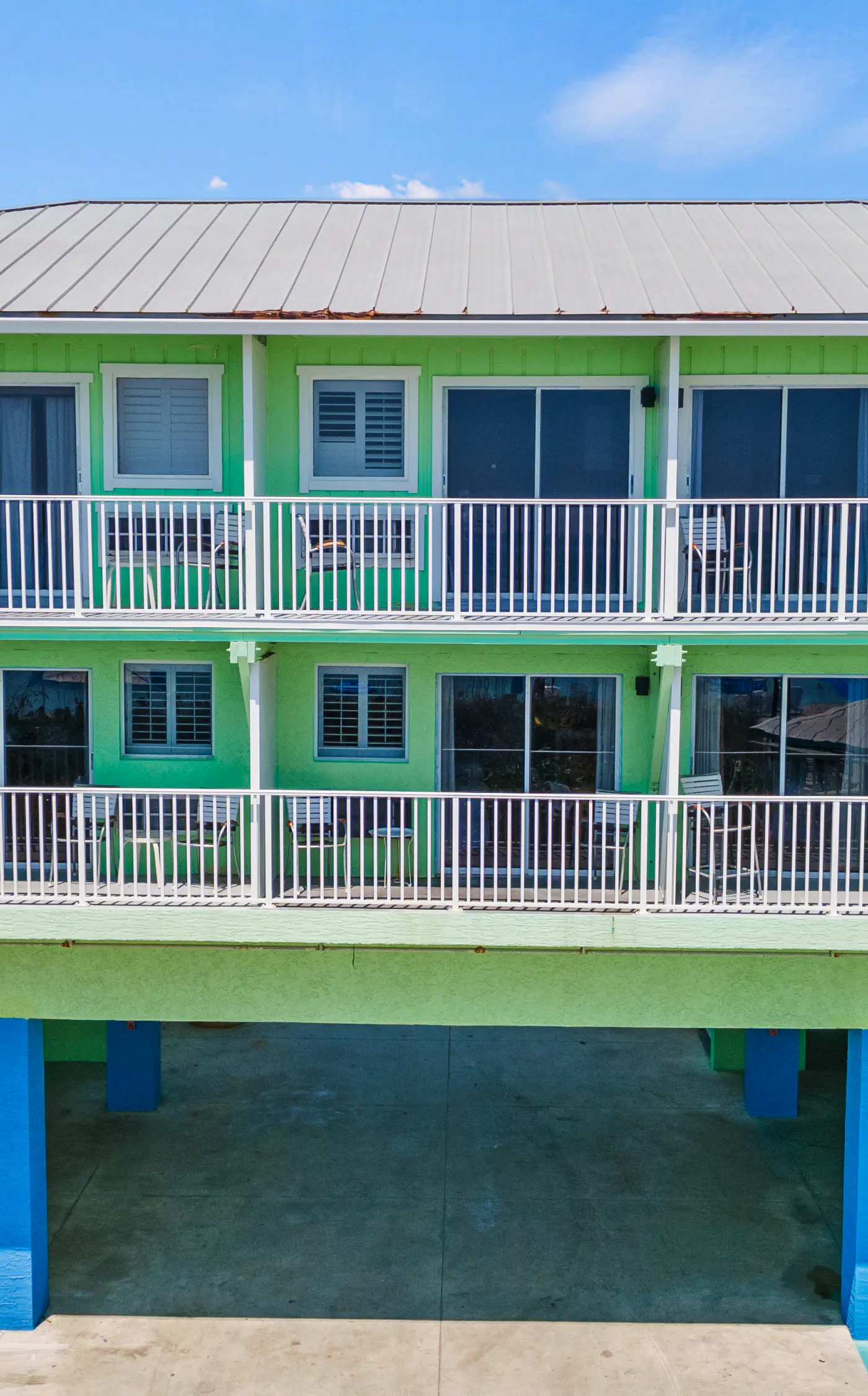 Oceanfront Inn Room #19- Ocean View Balcony, King Bed