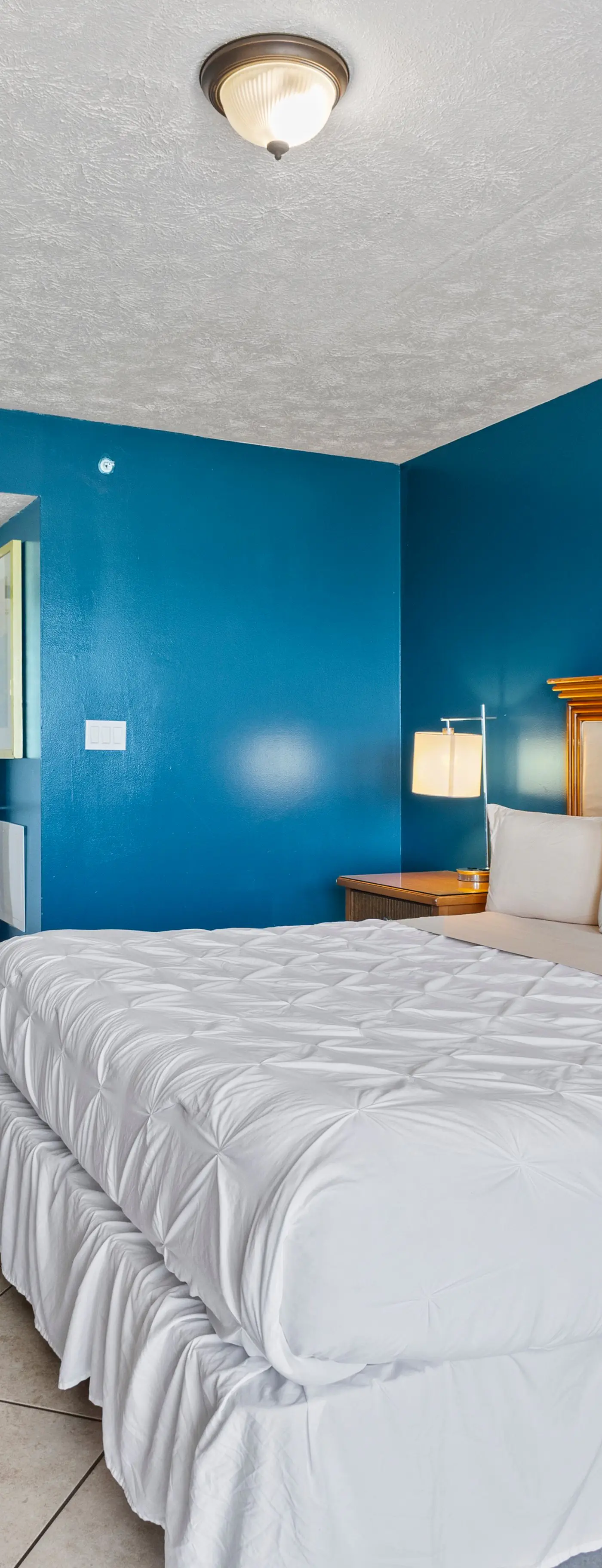 Oceanfront Inn Room #19- Ocean View Balcony, King Bed