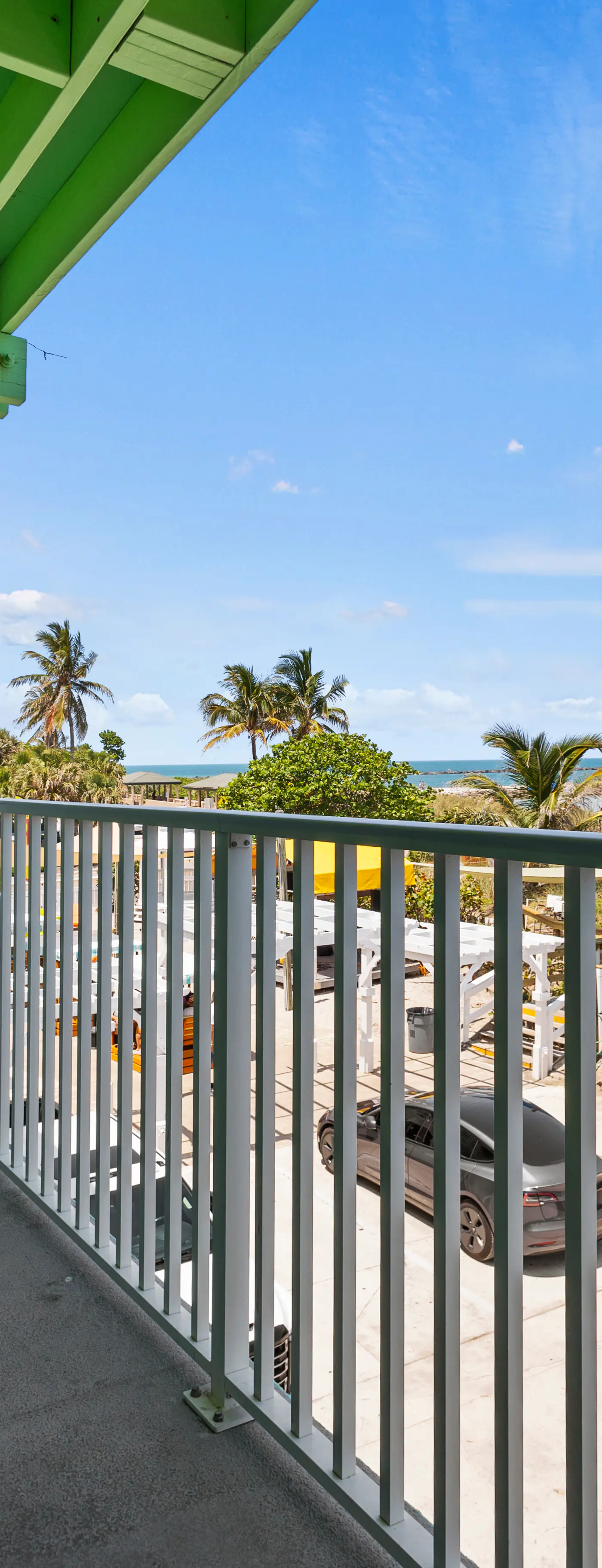 Oceanfront Inn Room #19- Ocean View Balcony, King Bed