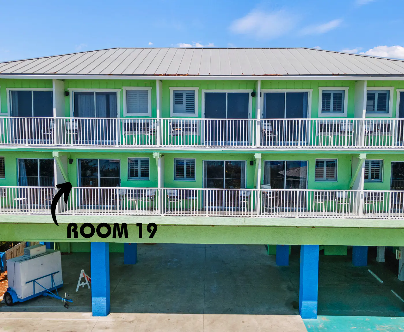 Oceanfront Inn Room #19- Ocean View Balcony, King Bed