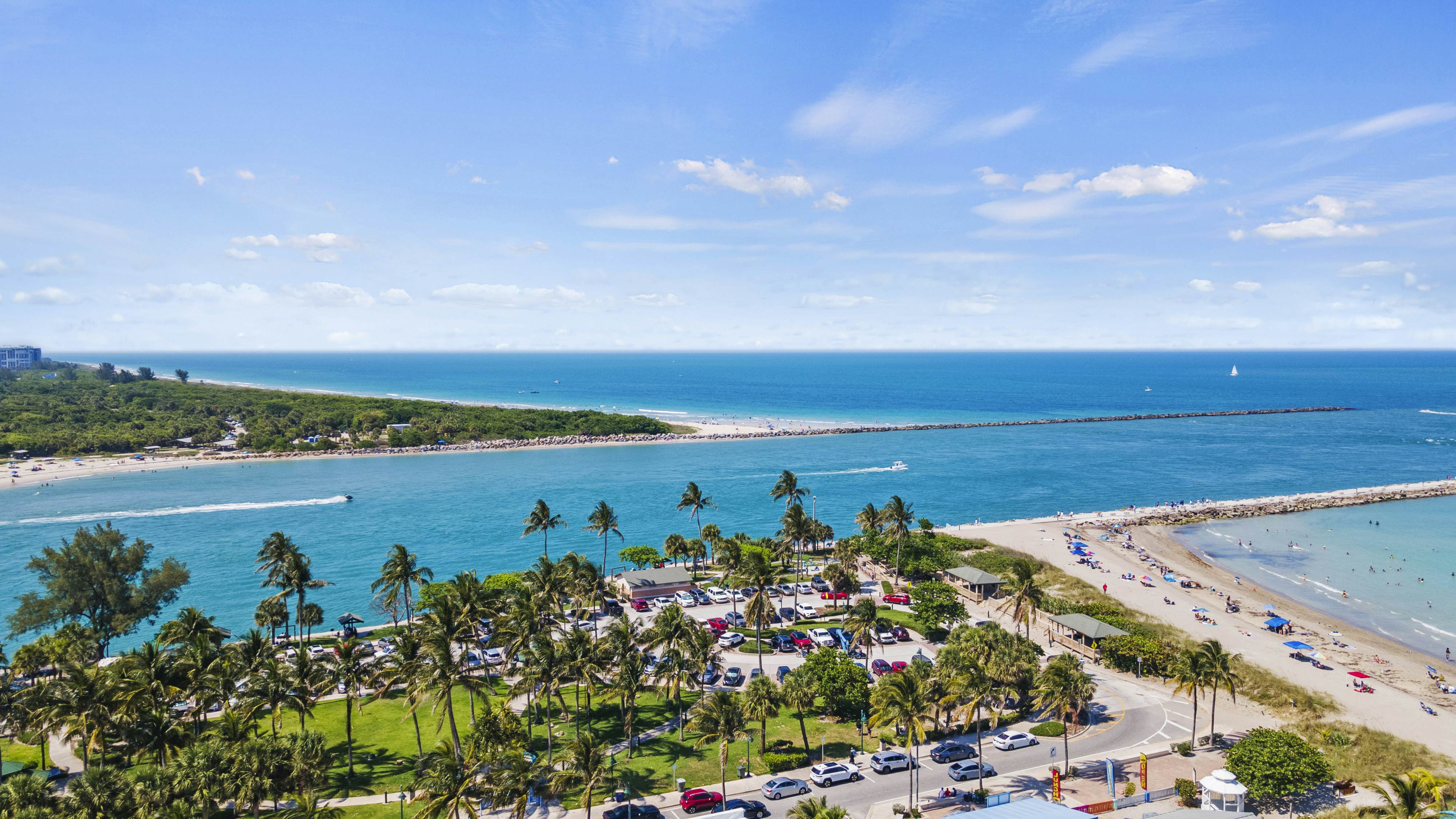 Oceanfront Inn Room #21- Ocean View Balcony, King Bed