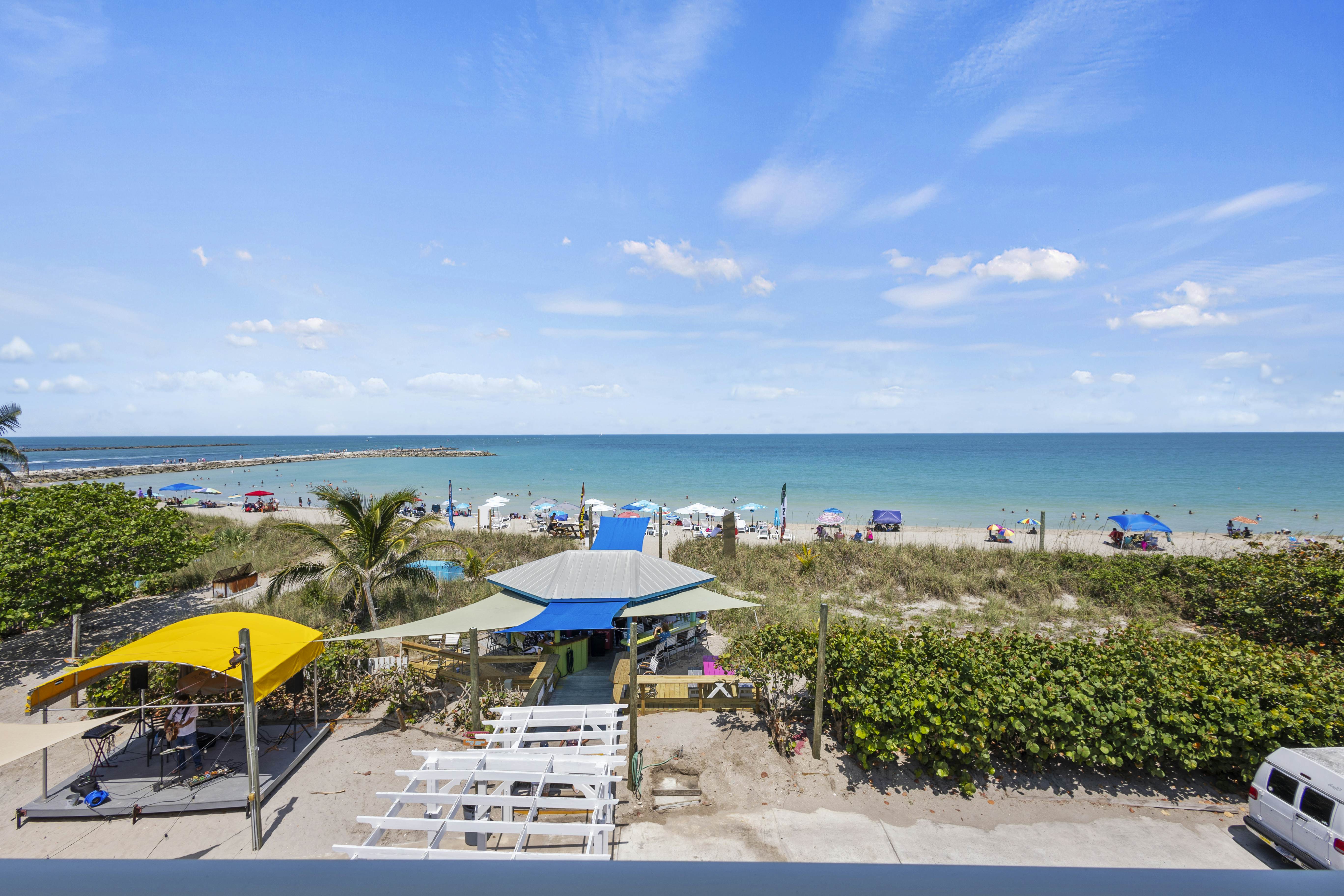 Oceanfront Inn Room #21- Ocean View Balcony, King Bed