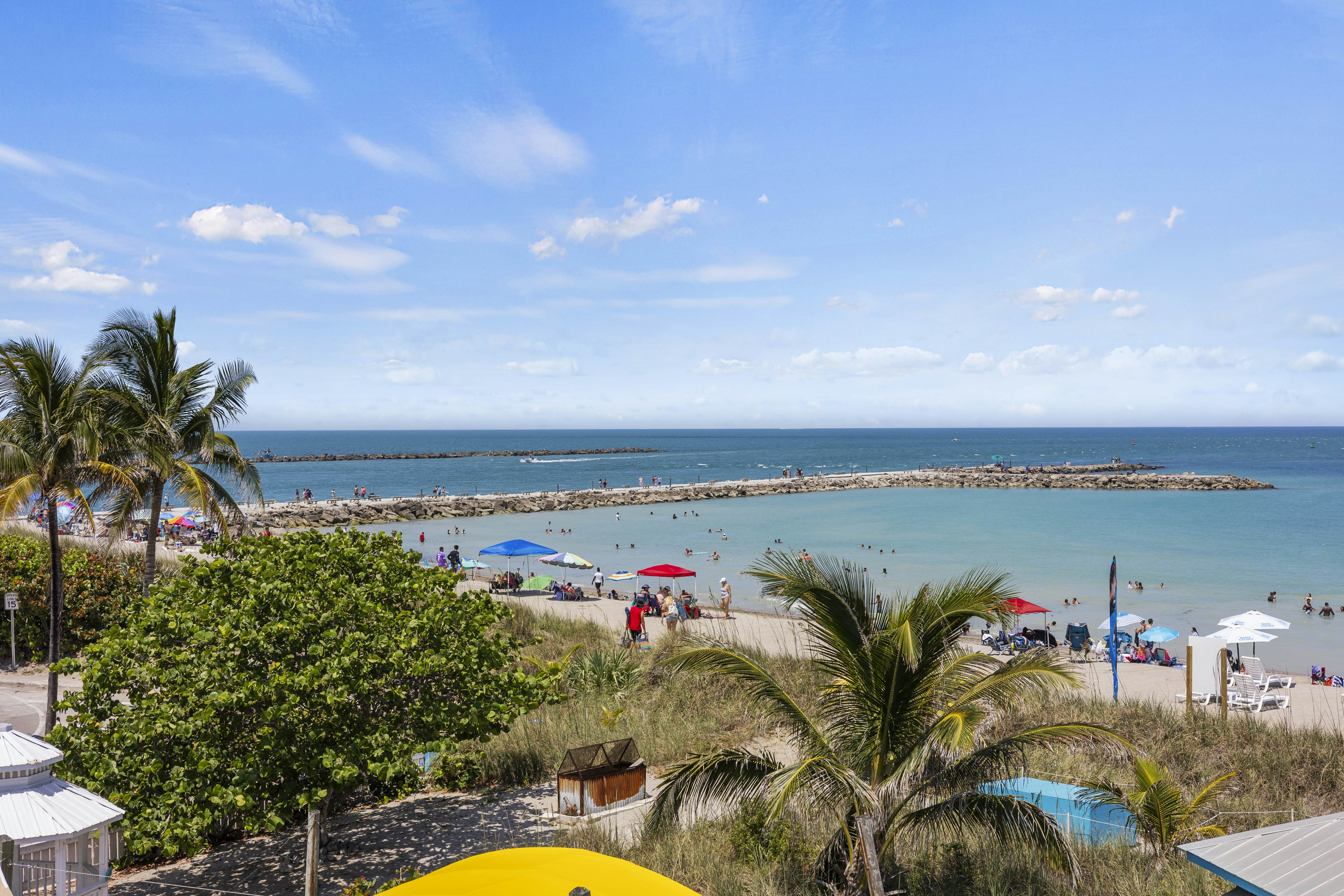 Oceanfront Inn Room #21- Ocean View Balcony, King Bed