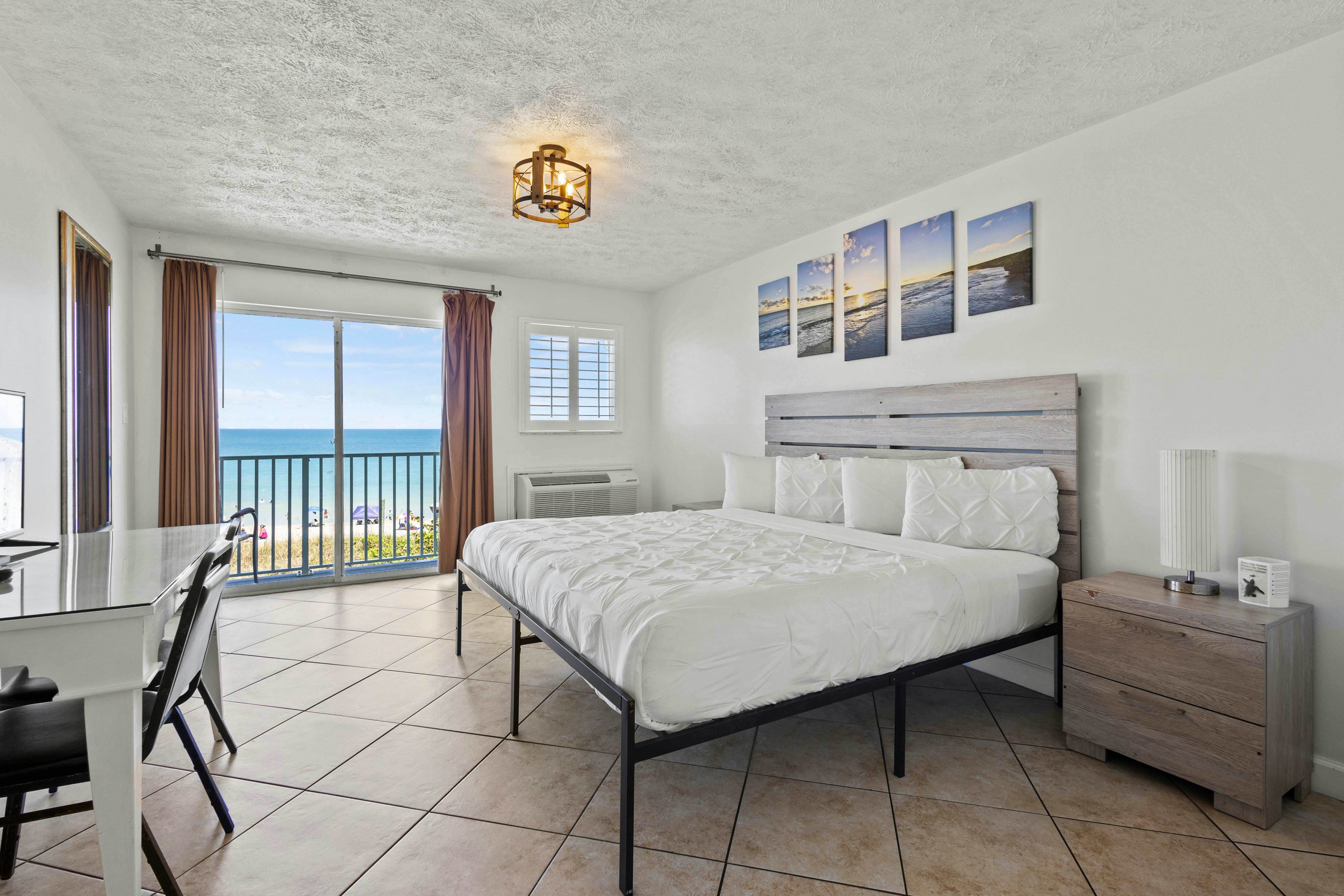 Oceanfront Inn Room #25- Ocean View Balcony, King Bed