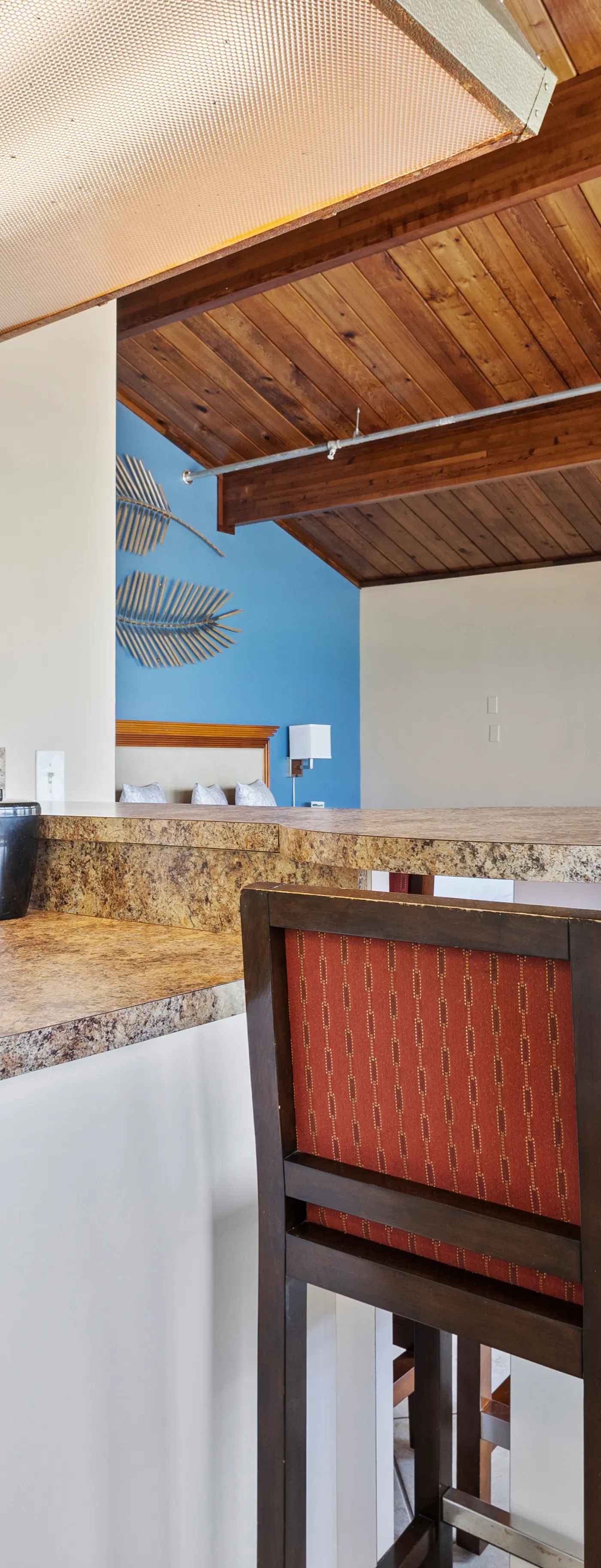 Oceanfront Inn Suite #12- Ocean View Balcony - King Bed