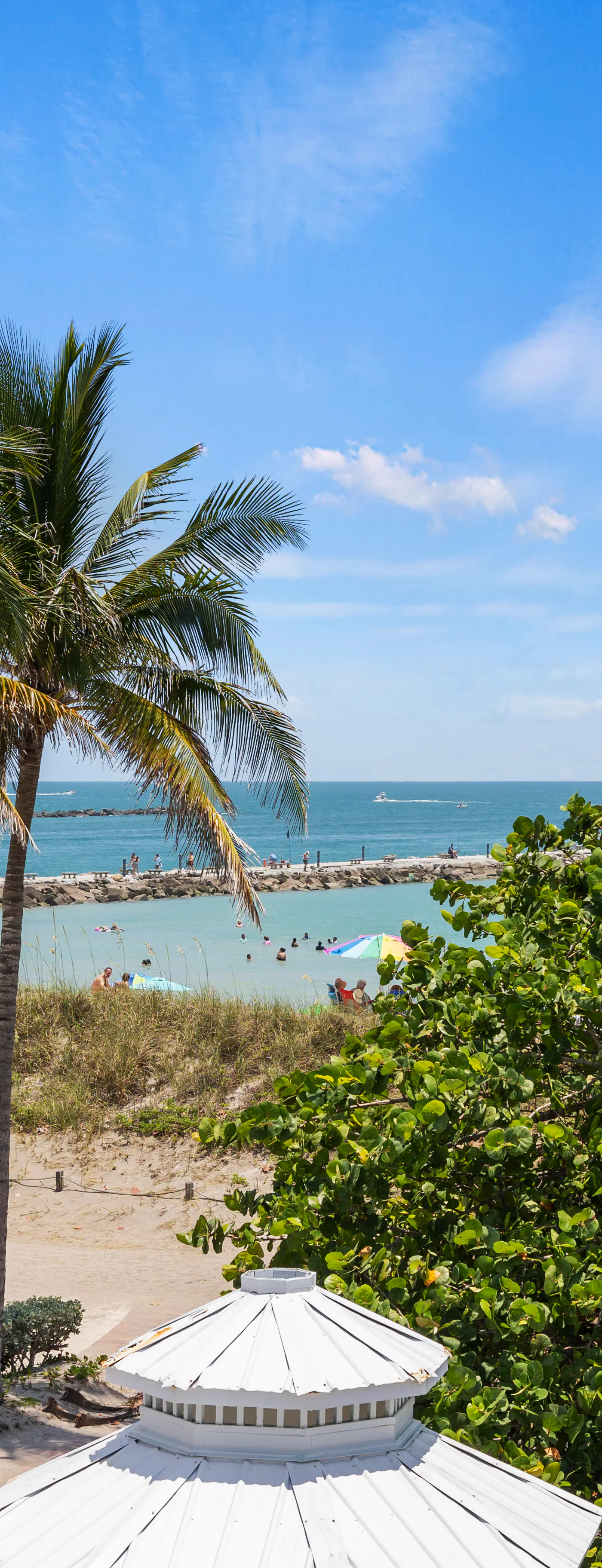 Oceanfront Inn Suite #12- Ocean View Balcony - King Bed
