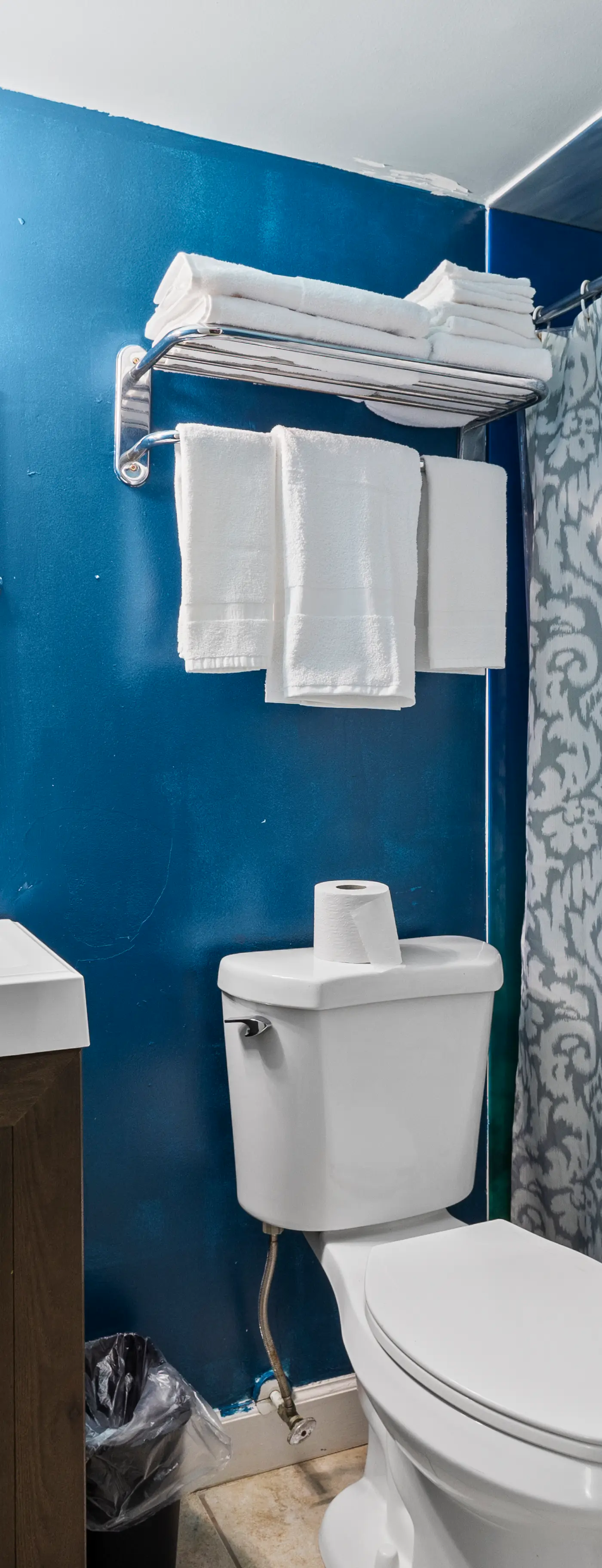 Oceanfront Inn Room #9 - Inlet View - King Bed