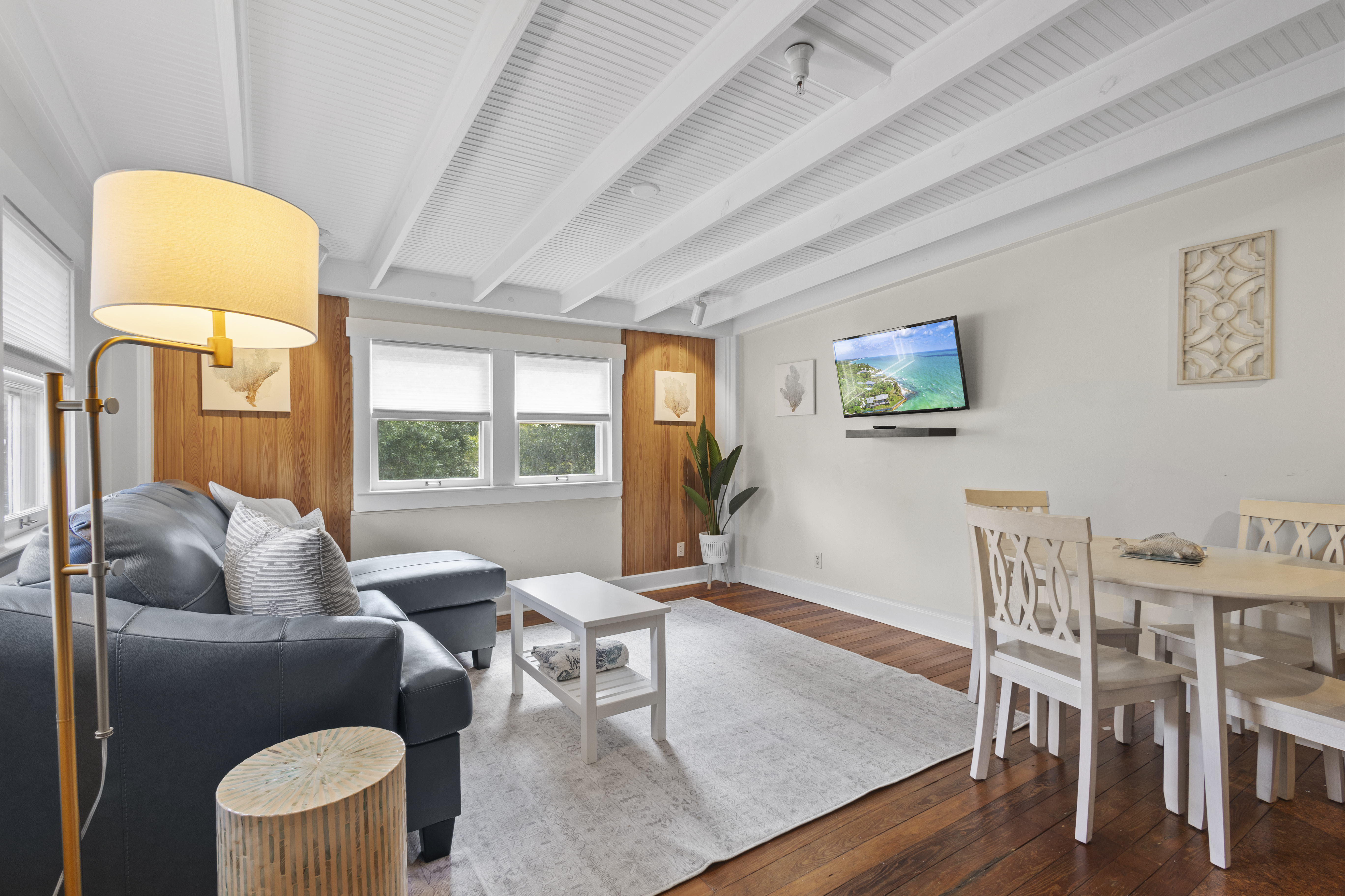 Historic & Stylish 1-Bedroom Apartment in the Heart of Downtown Fort Pierce