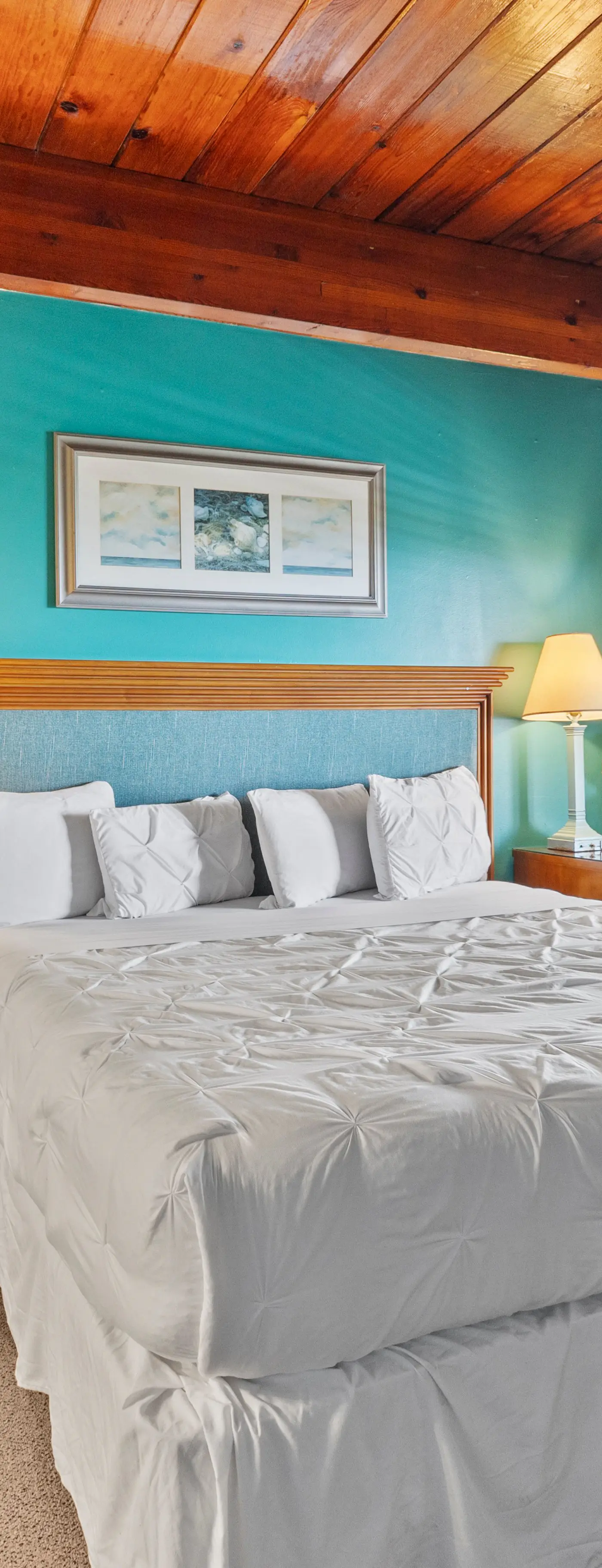 Oceanfront Inn Room #7 - Partial Ocean View - King Bed