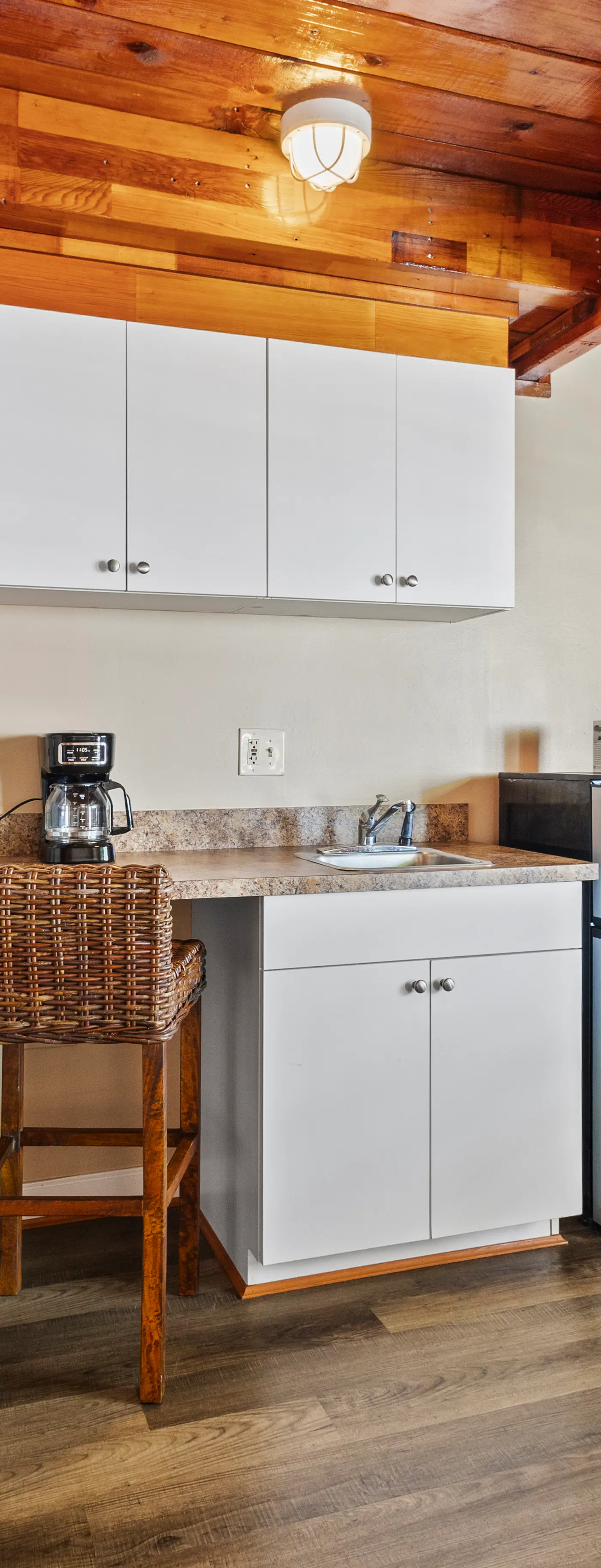 Oceanfront Inn Suite #6- King Bed