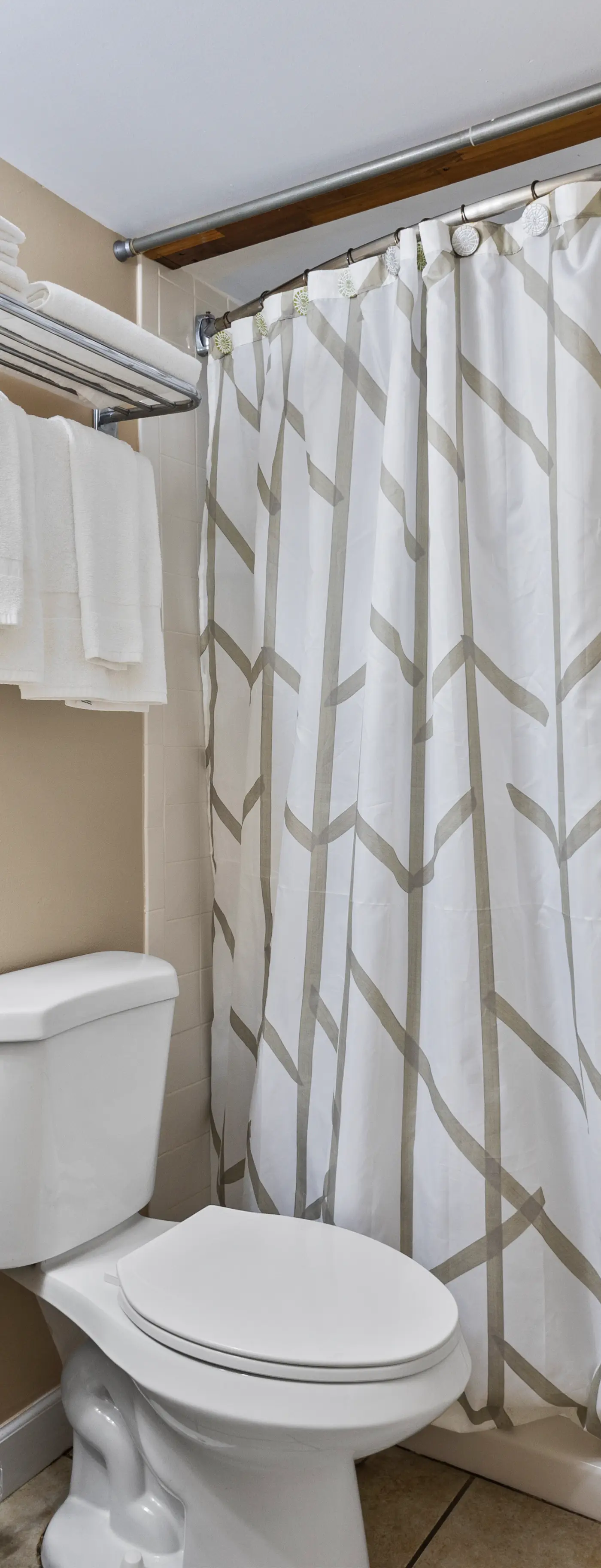 Oceanfront Inn Suite #6- King Bed