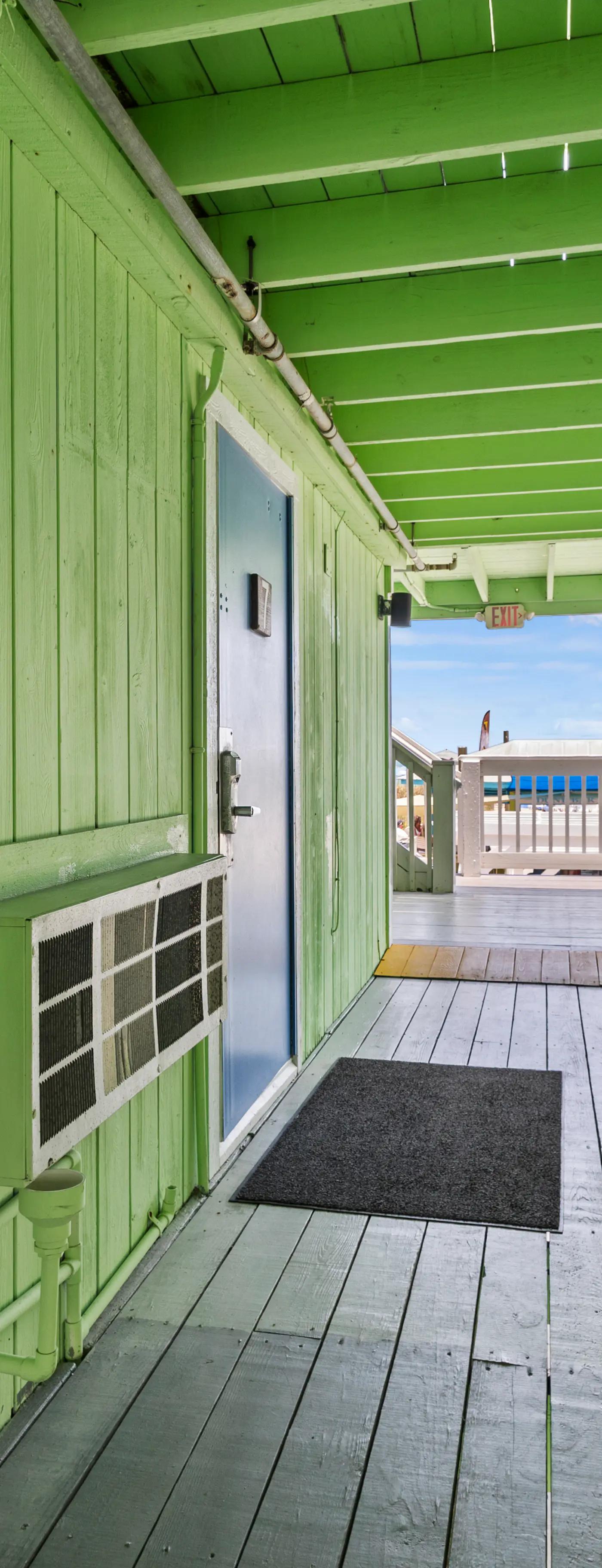 Oceanfront Inn Suite #6- King Bed