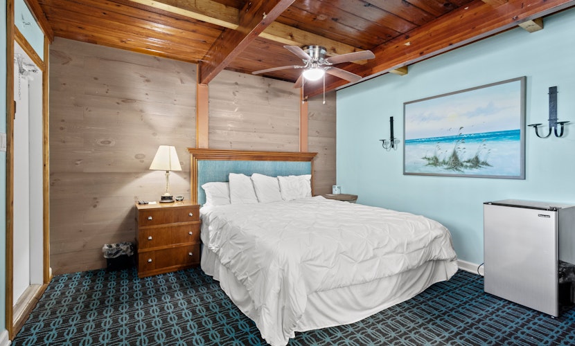 Oceanfront Inn, Town View, King Bed, #5