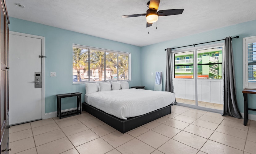 Partial Ocean View Hotel Room with Balcony- King Bed #1