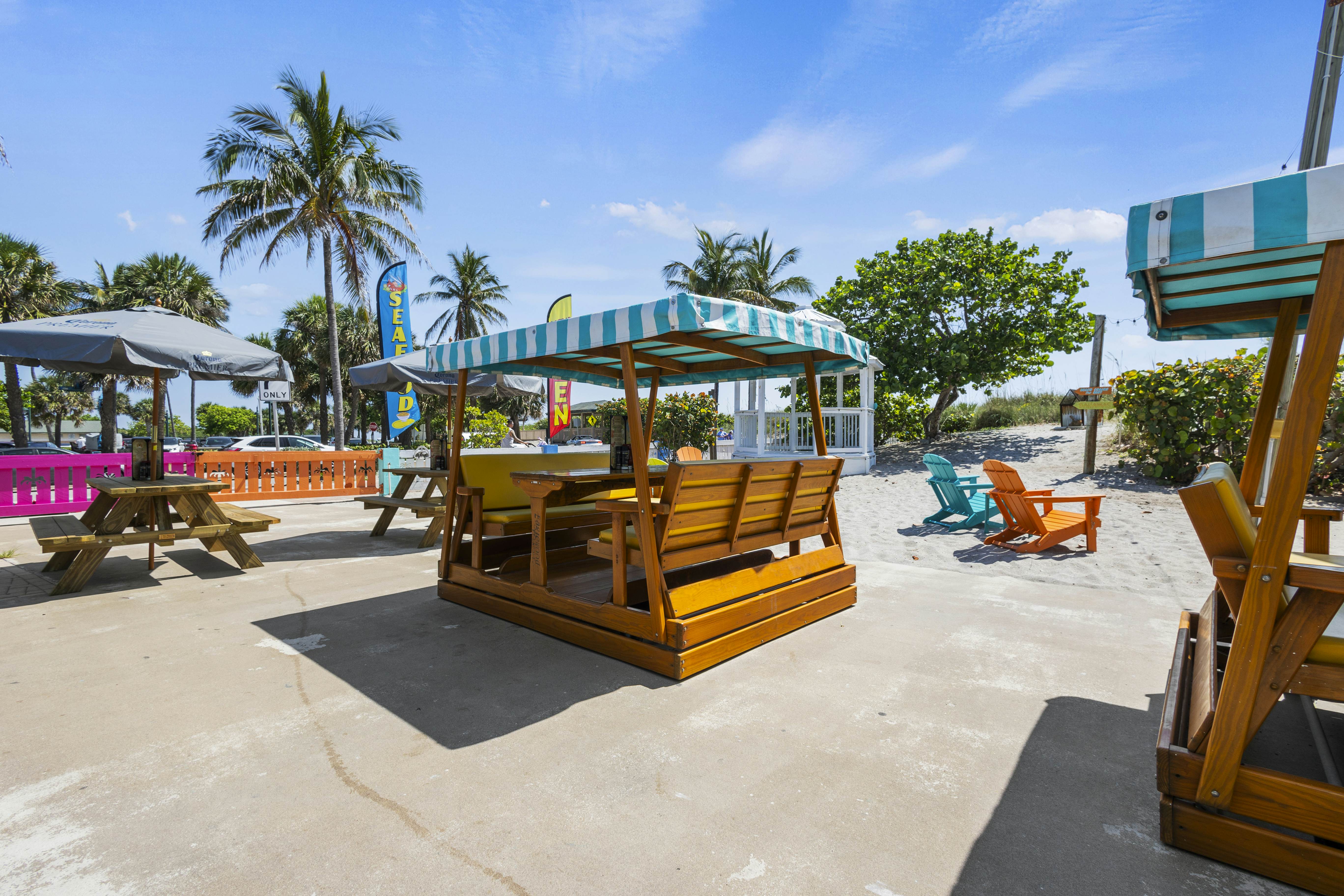 Oceanfront Inn Room #2 - Standard Room, King Bed