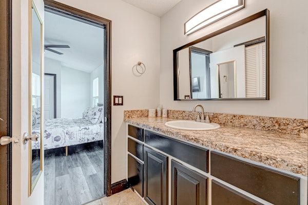 3BR/2.5BA Indialantic Duplex: Dog-Friendly Fenced Yard, Walk to Paradise Beach & Private Balcony