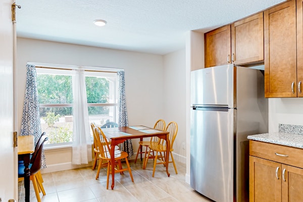 4BR home with full kitchen, patio, & Pack-N-Play