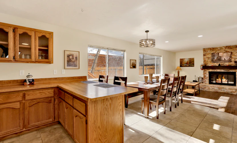 Experience the serene 2596-Pine Woods Retreat in Sugarloaf, with forest views!