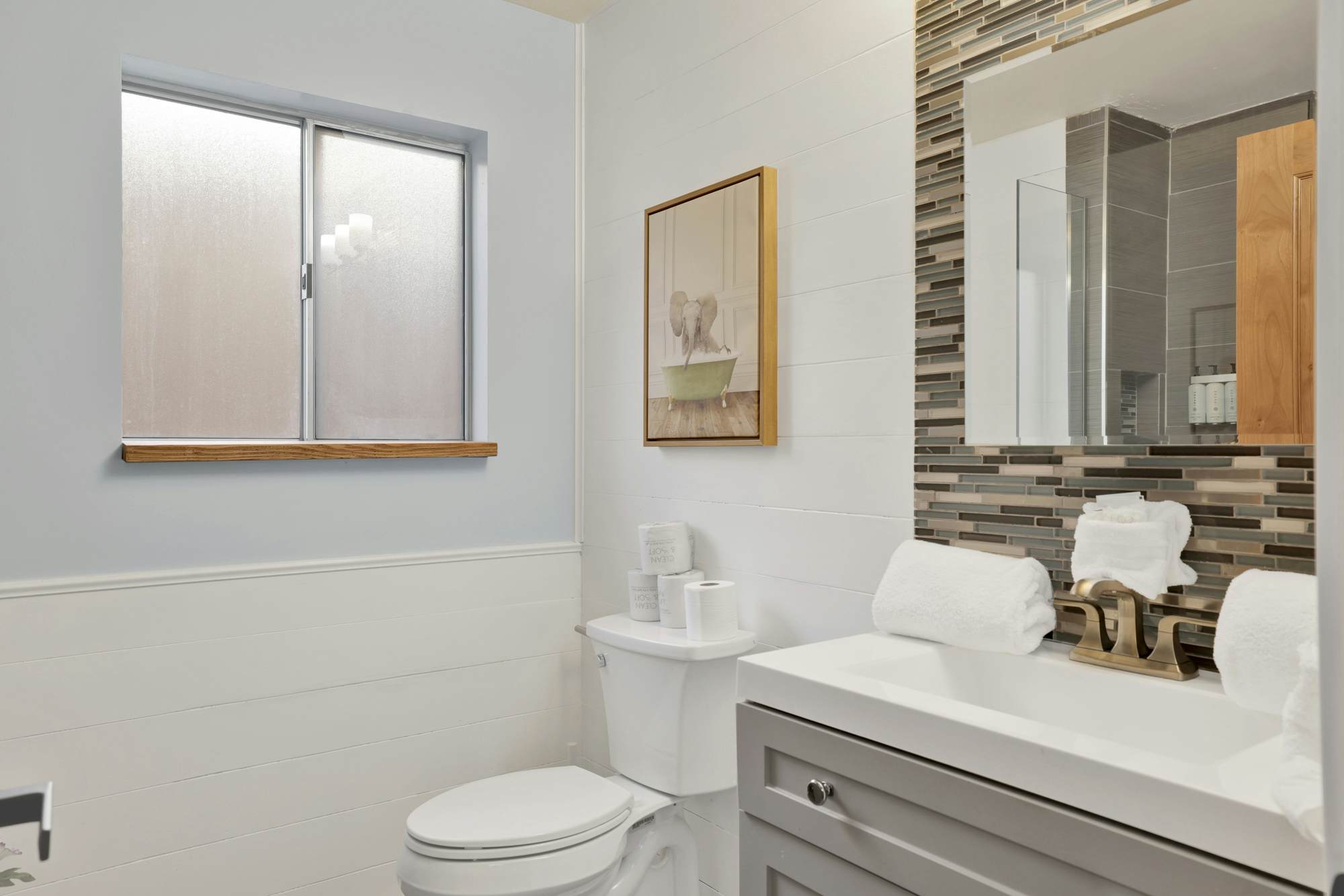 2596-Pine Woods Retreat