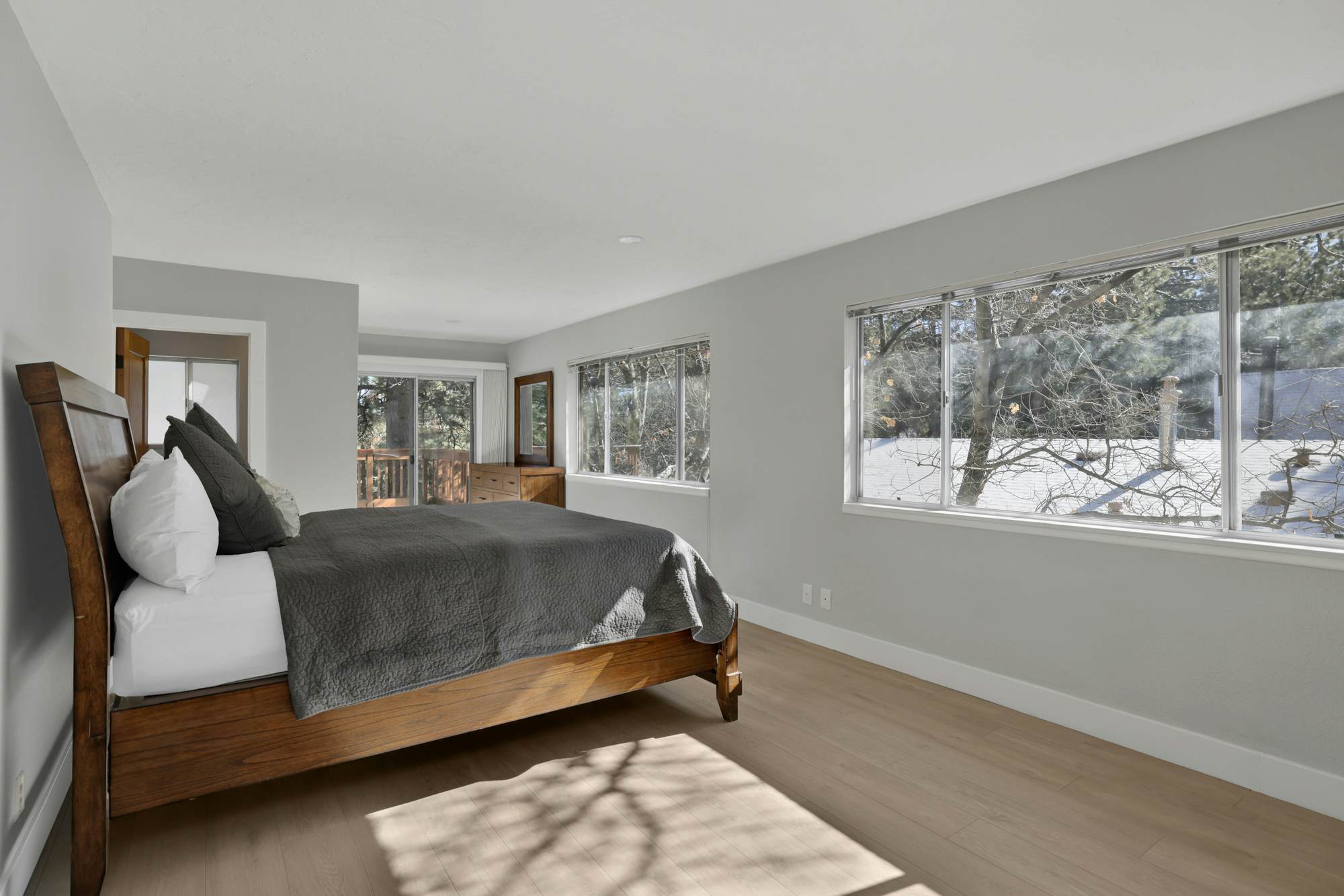 2596-Pine Woods Retreat