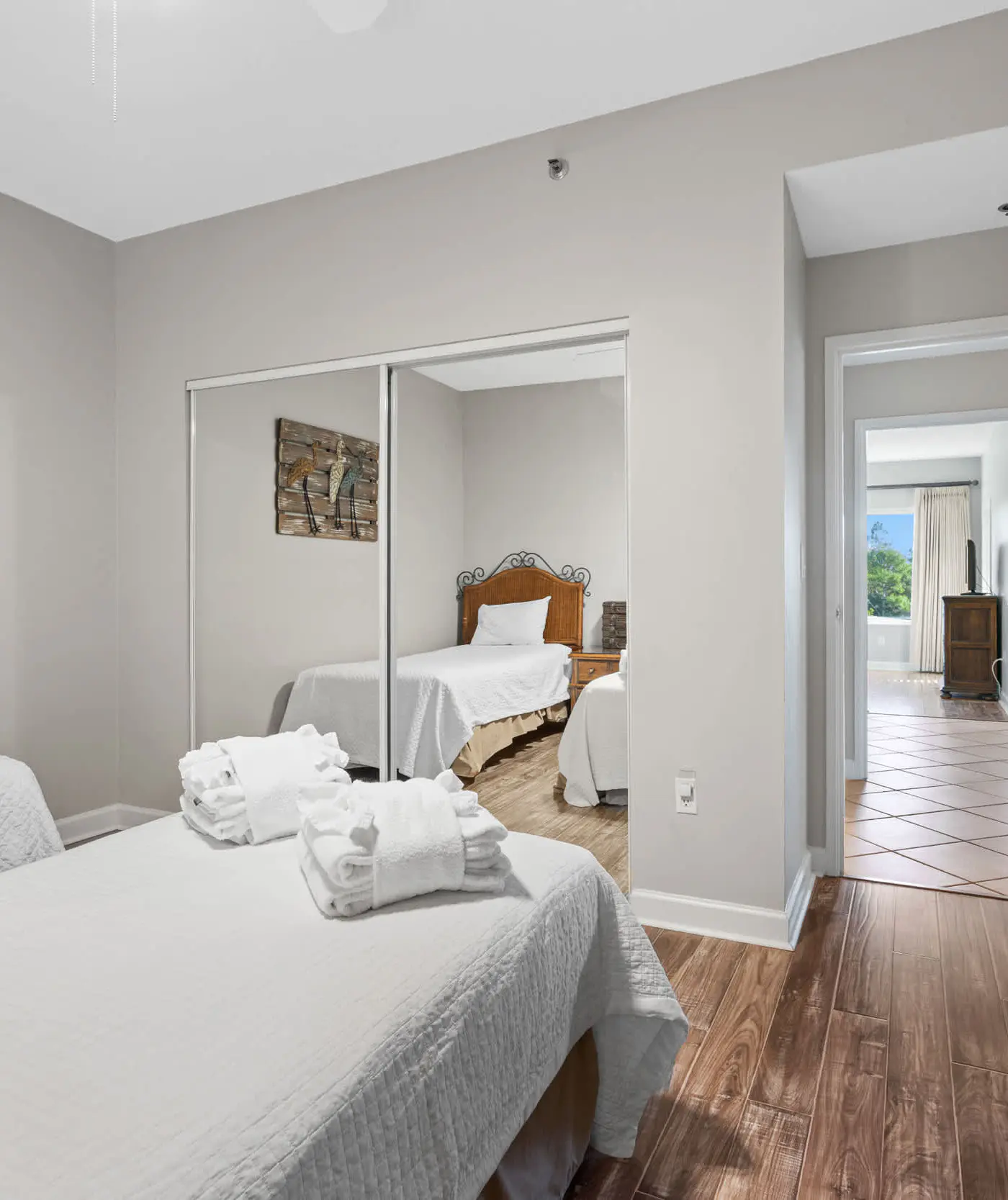 3BR condo w beach access & resort perks