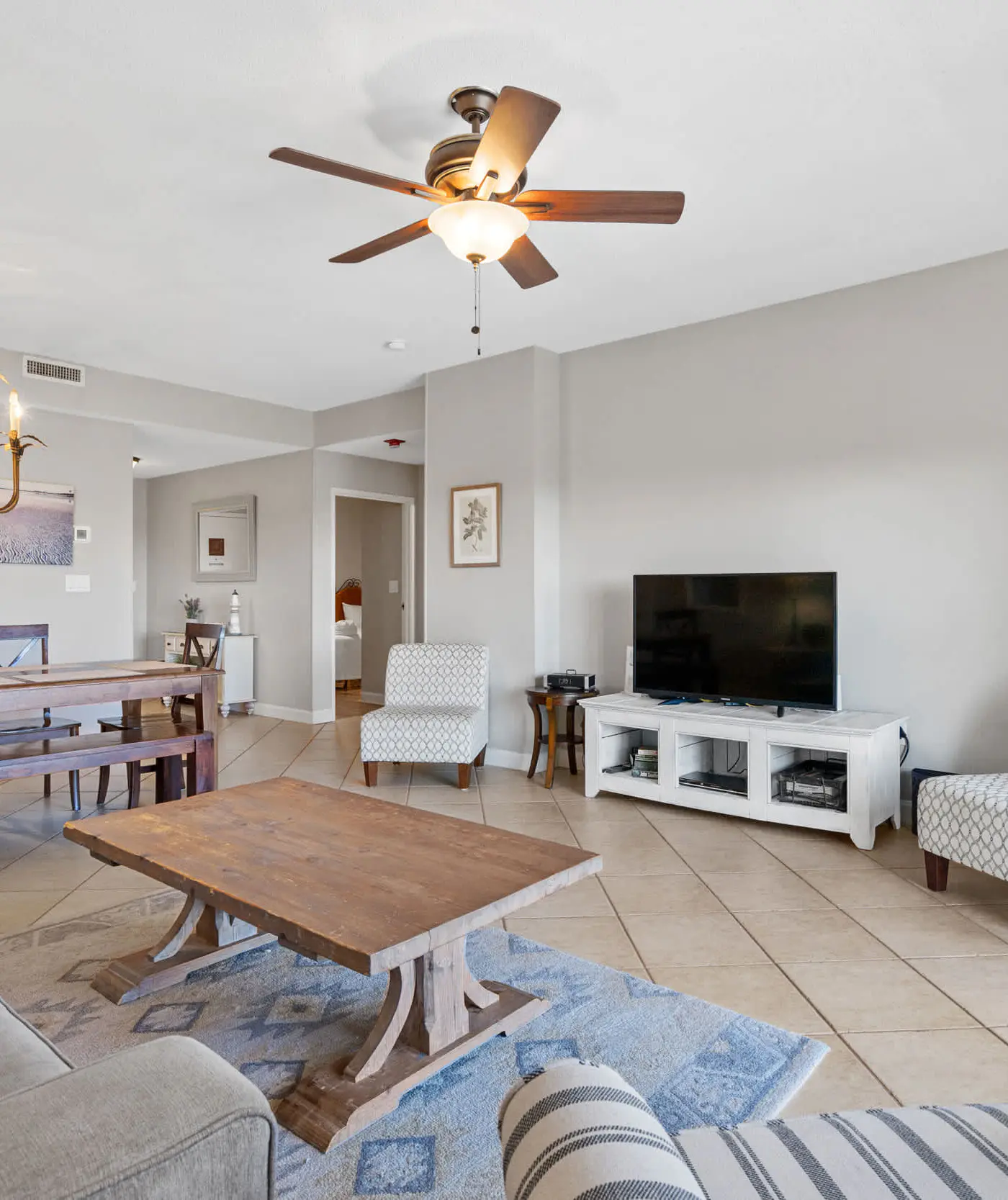 3BR condo w beach access & resort perks