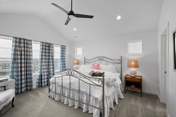 Little Fjall Peak- 3br, 2.5ba, Sleeps 8, EV Garage